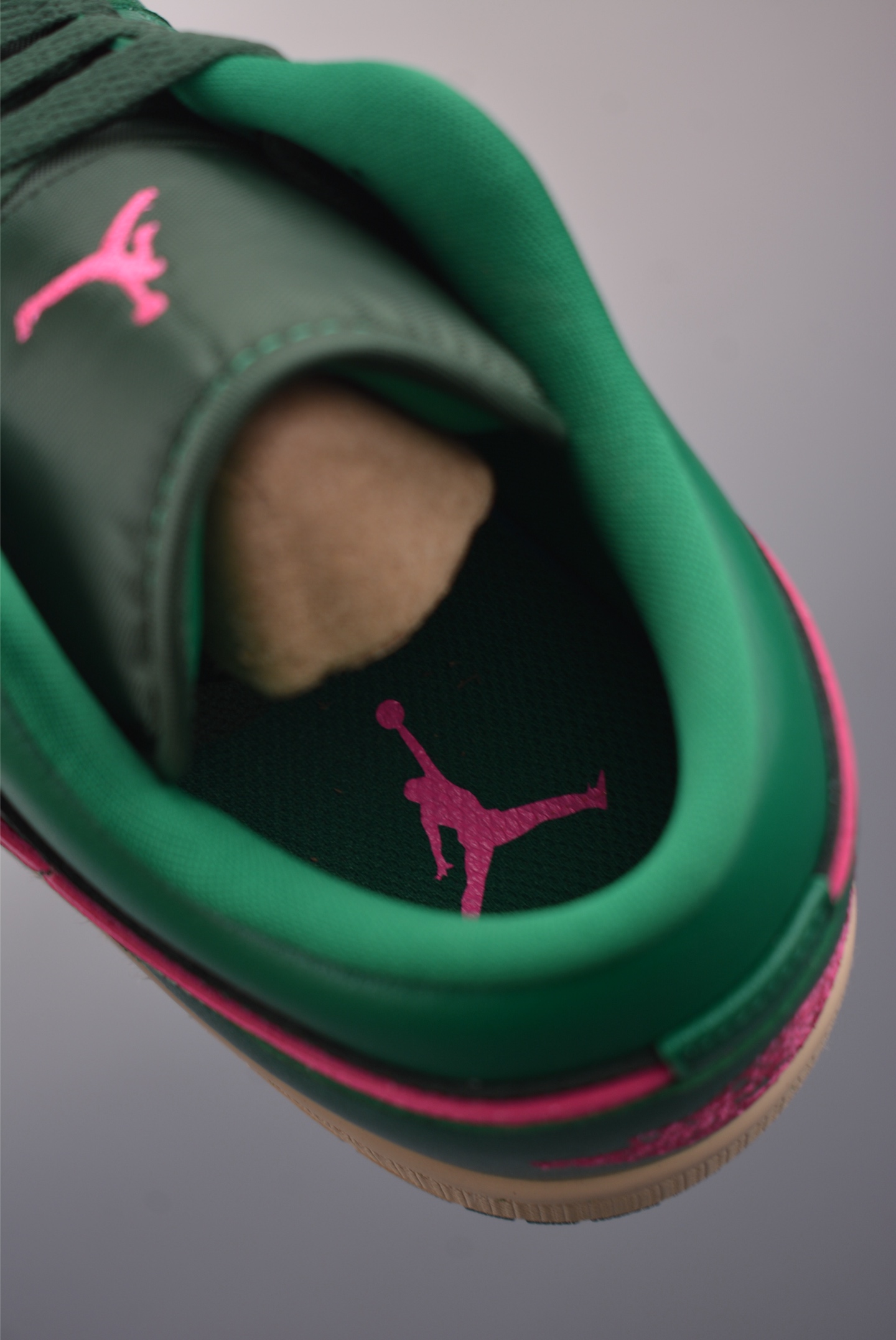 Air Jordan 1 Low Green/Pink Casual Sneakers, Leather Upper, Comfortable Fit 10 i1759705652552 6283 0 8