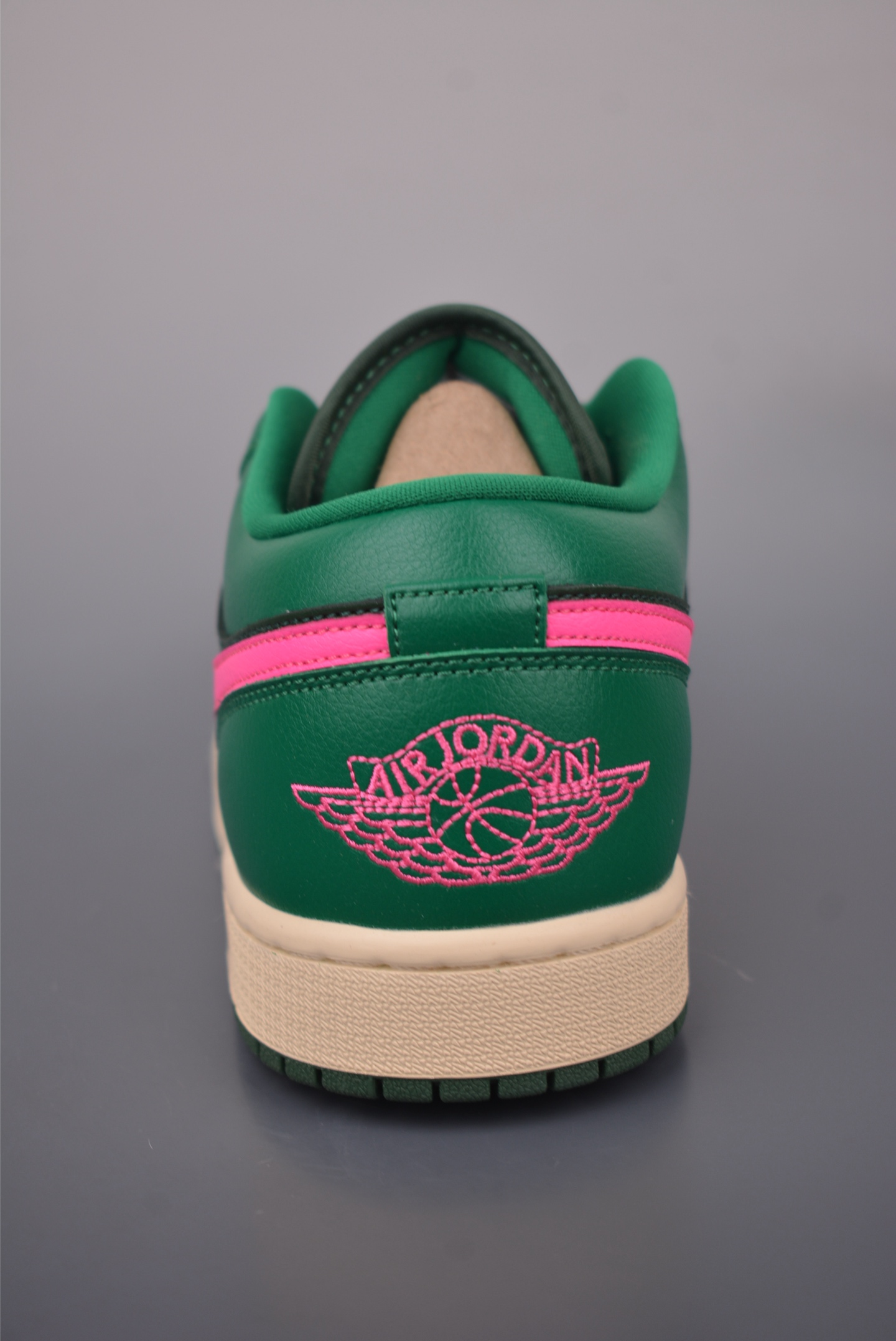 Air Jordan 1 Low Green/Pink Casual Sneakers, Leather Upper, Comfortable Fit 5 i1759705652553 6237 0 3