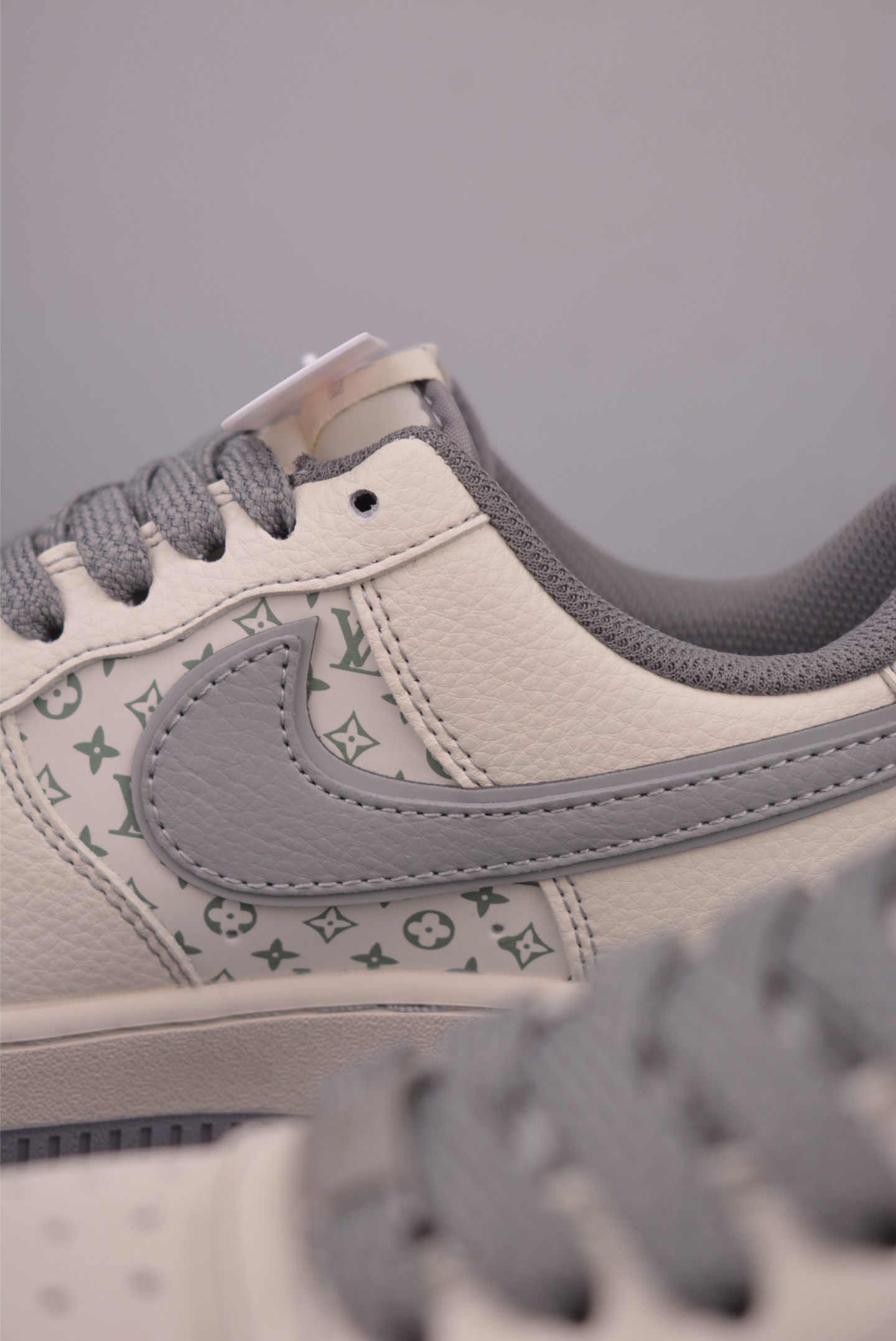 Nike Air Force 1 Low Louis Vuitton Custom Sneakers - Limited Edition 8 i1759706209514 9486 0 7