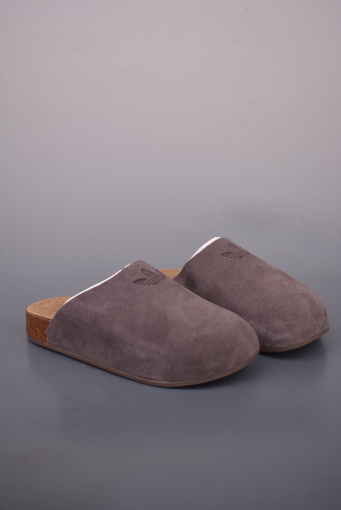Adidas Originals Adimule Slip-On Clogs Anti-Slip Mules - Stylish & Comfortable 2 i1759706307013 2388 0 0