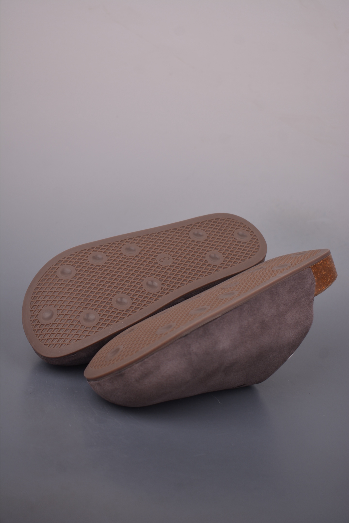 Adidas Originals Adimule Slip-On Clogs Anti-Slip Mules - Stylish & Comfortable 4 i1759706307067 9854 0 2