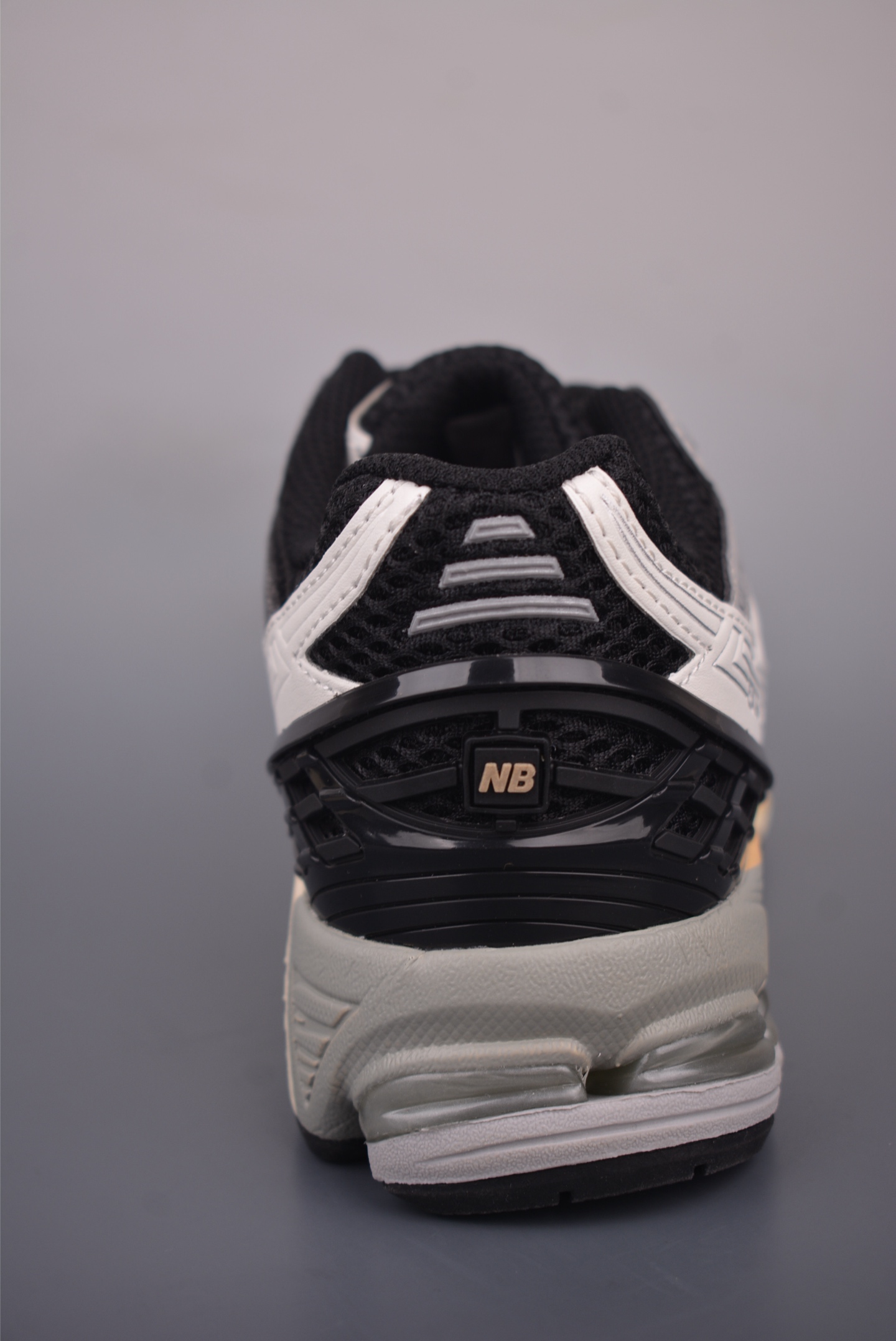 New Balance M1906R Retro Sneakers - Premium Comfort and Style 4 i1759873535752 4010 0 3