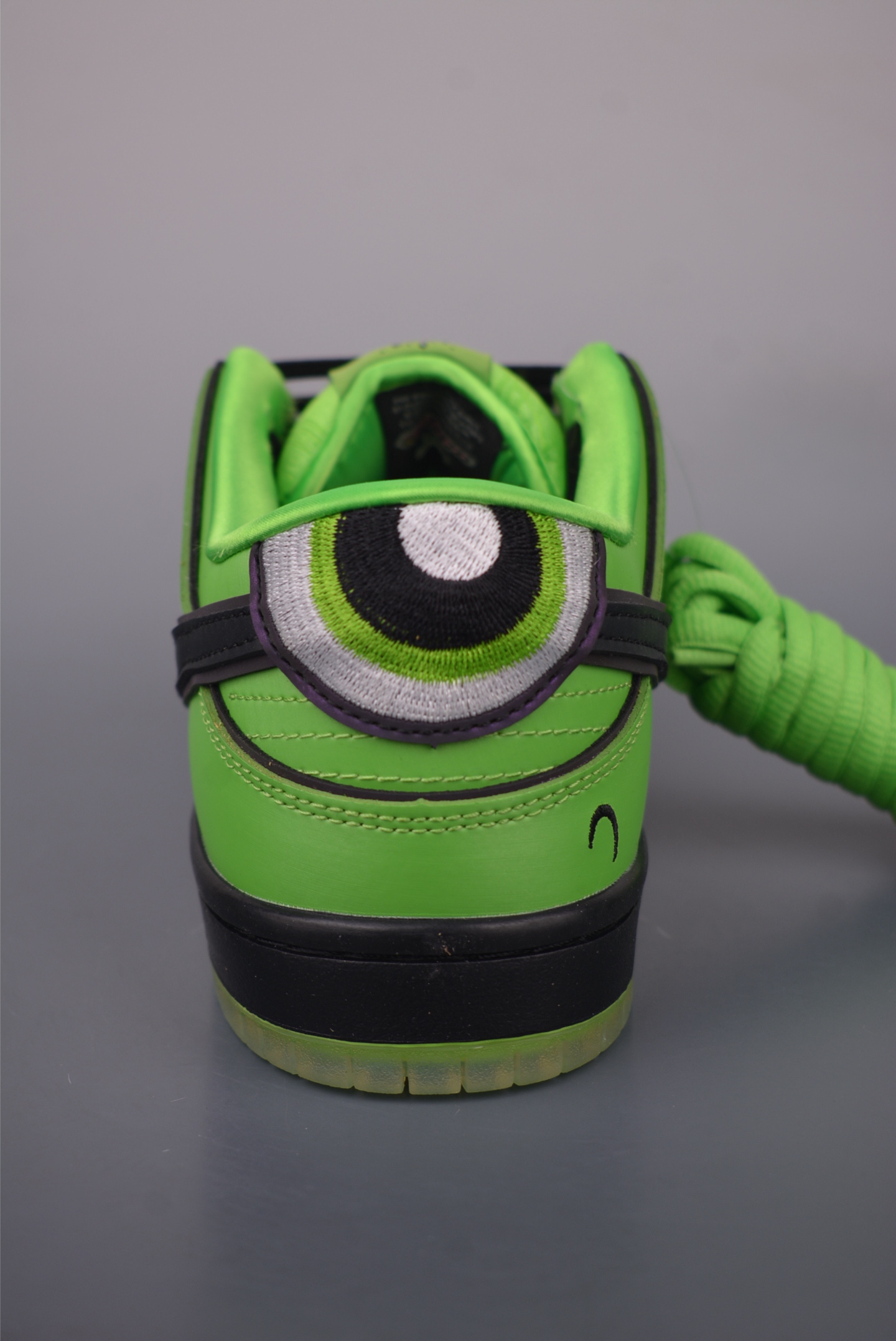 220 Nike SB Dunk Low 小女警 FZ8319-300