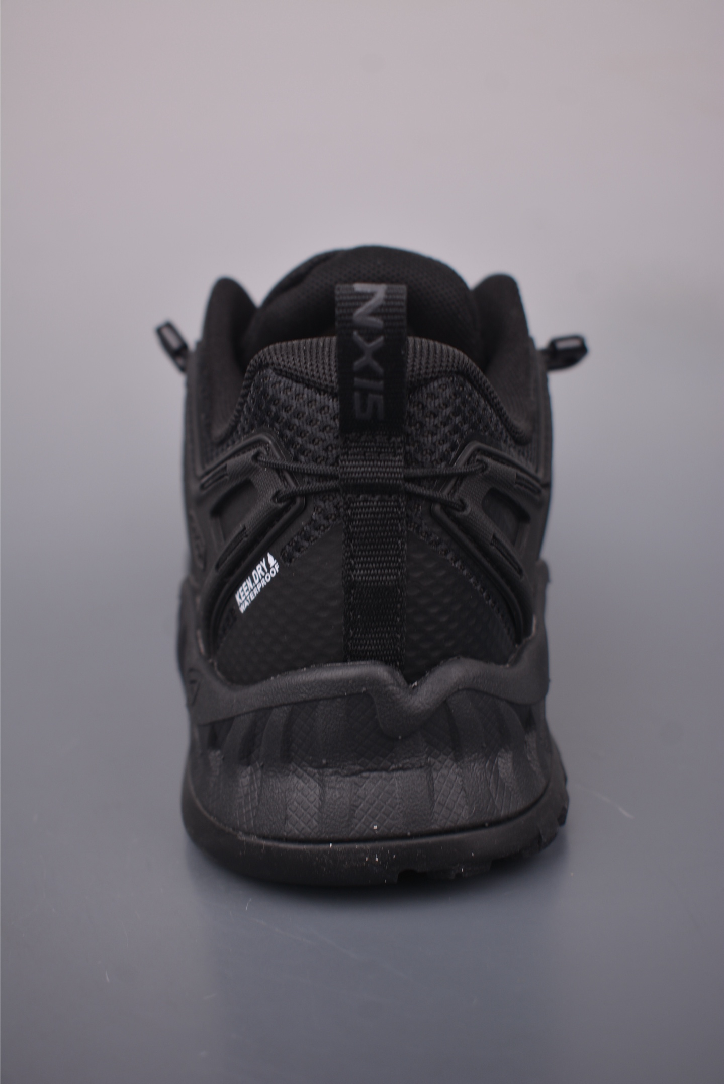 190 KEEN科恩 NXIS EVO WP 户外运动低帮防水透气徒步鞋 1030062