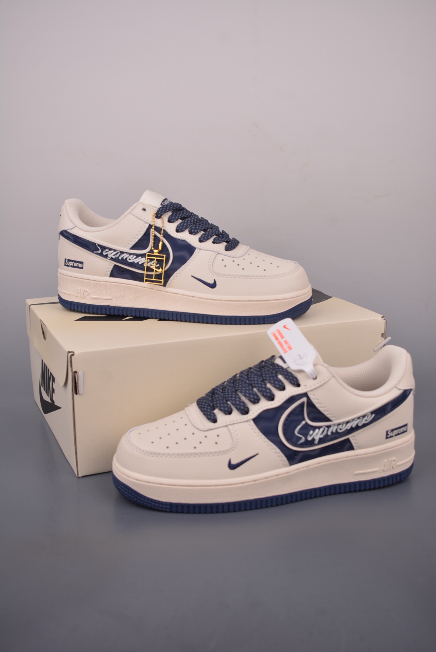 Nike Air Force 1 Low Supreme Collaboration - Premium Comfort & Style 5 i1759966769333 6098 0 4