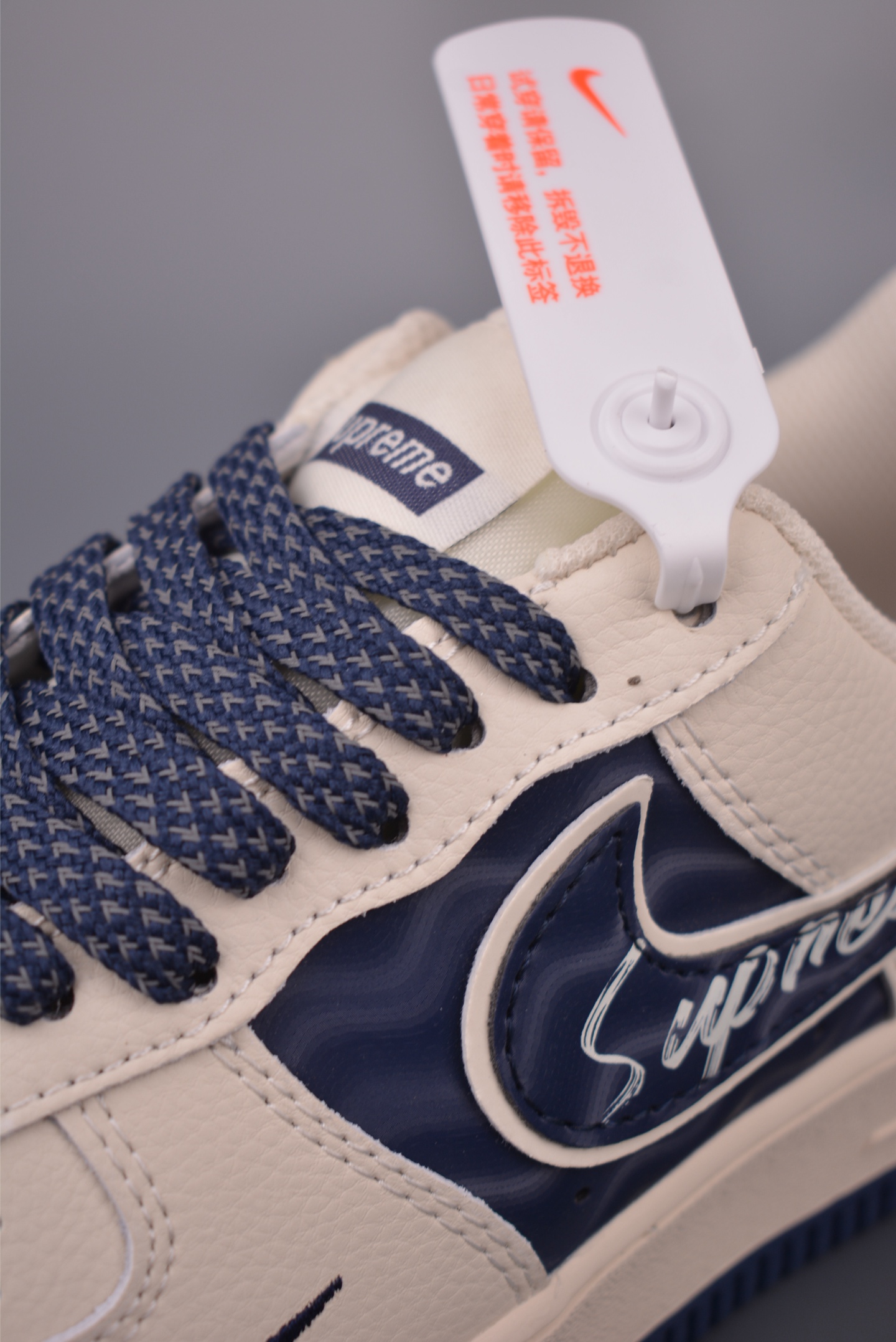 Nike Air Force 1 Low Supreme Collaboration - Premium Comfort & Style 7 i1759966769379 6057 0 6