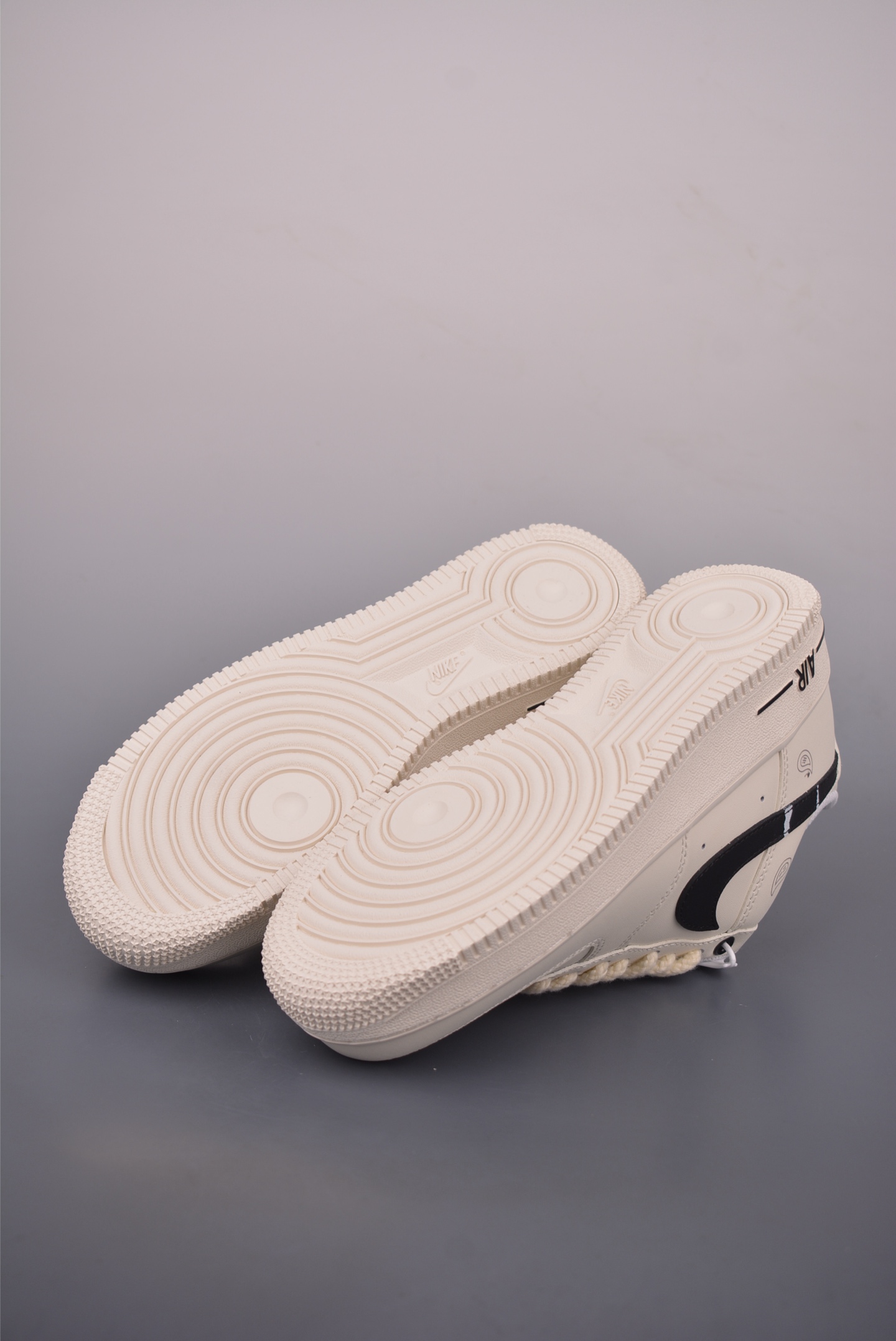 Nike Air Force 1 Low Paisley Cream White,Honeycomb Cushion,Unisex Sneakers 4 i1759966821304 3809 0 2