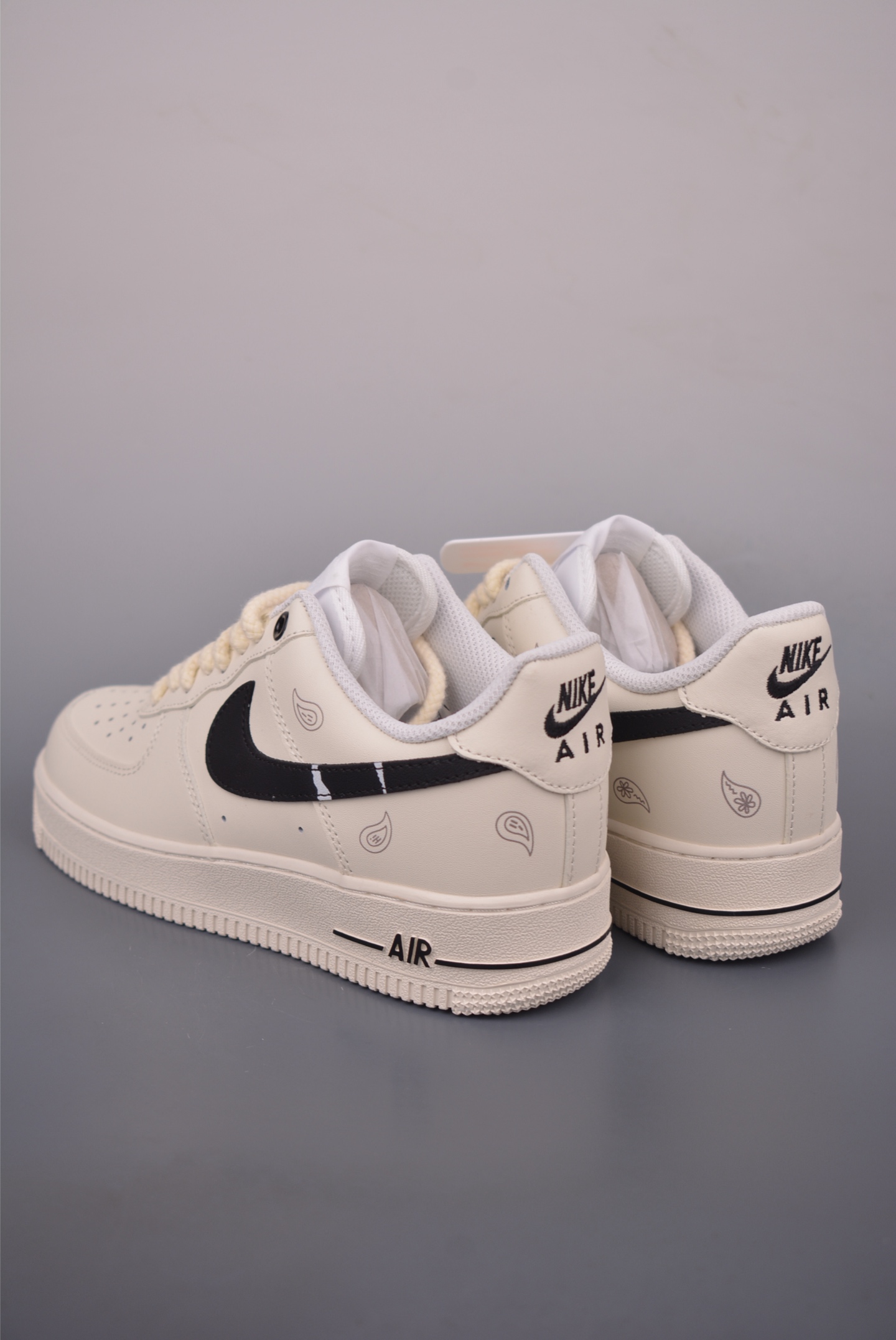 Nike Air Force 1 Low Paisley Cream White,Honeycomb Cushion,Unisex Sneakers 3 i1759966821388 6842 0 1