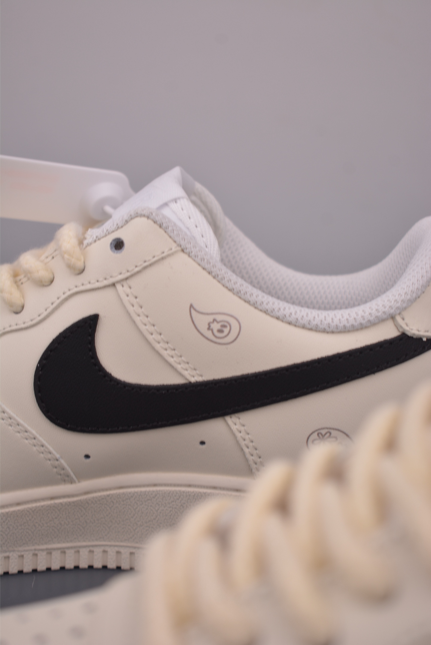 Nike Air Force 1 Low Paisley Cream White,Honeycomb Cushion,Unisex Sneakers 9 i1759966823535 8231 0 7