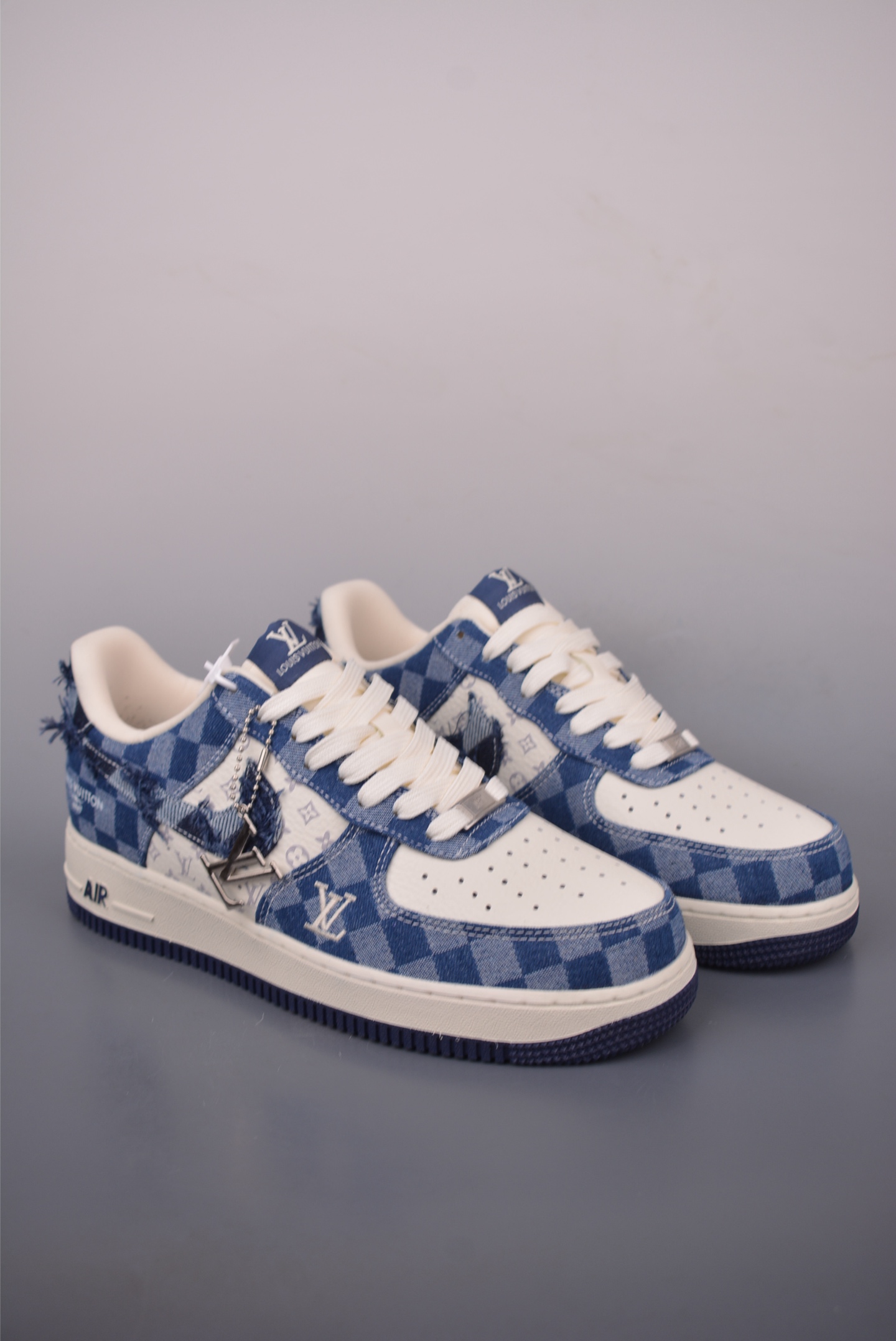 Nike Air Force 1 Low Louis Vuitton Collab Blue Denim Sneakers 2 i1759966978751 4115 0 0