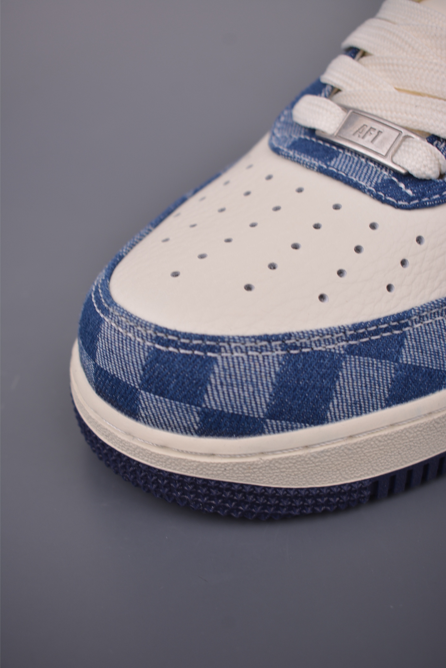 Nike Air Force 1 Low Louis Vuitton Collab Blue Denim Sneakers 7 i1759966978771 3447 0 5