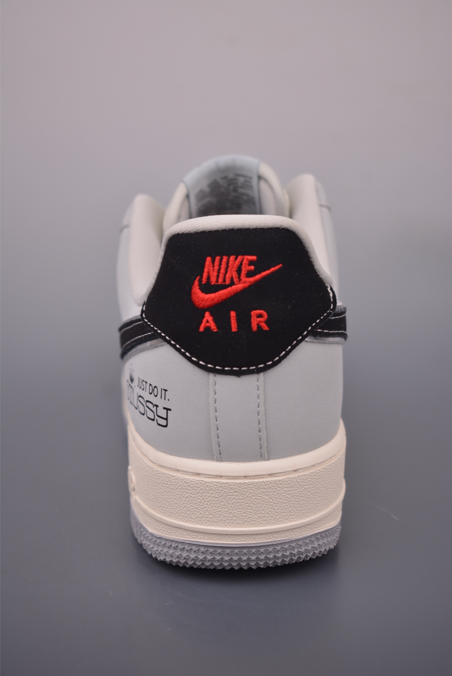 Nike Air Force 1 Low Stussy Collab - Original Version with Accessories 5 i1759991730994 5451 0 3