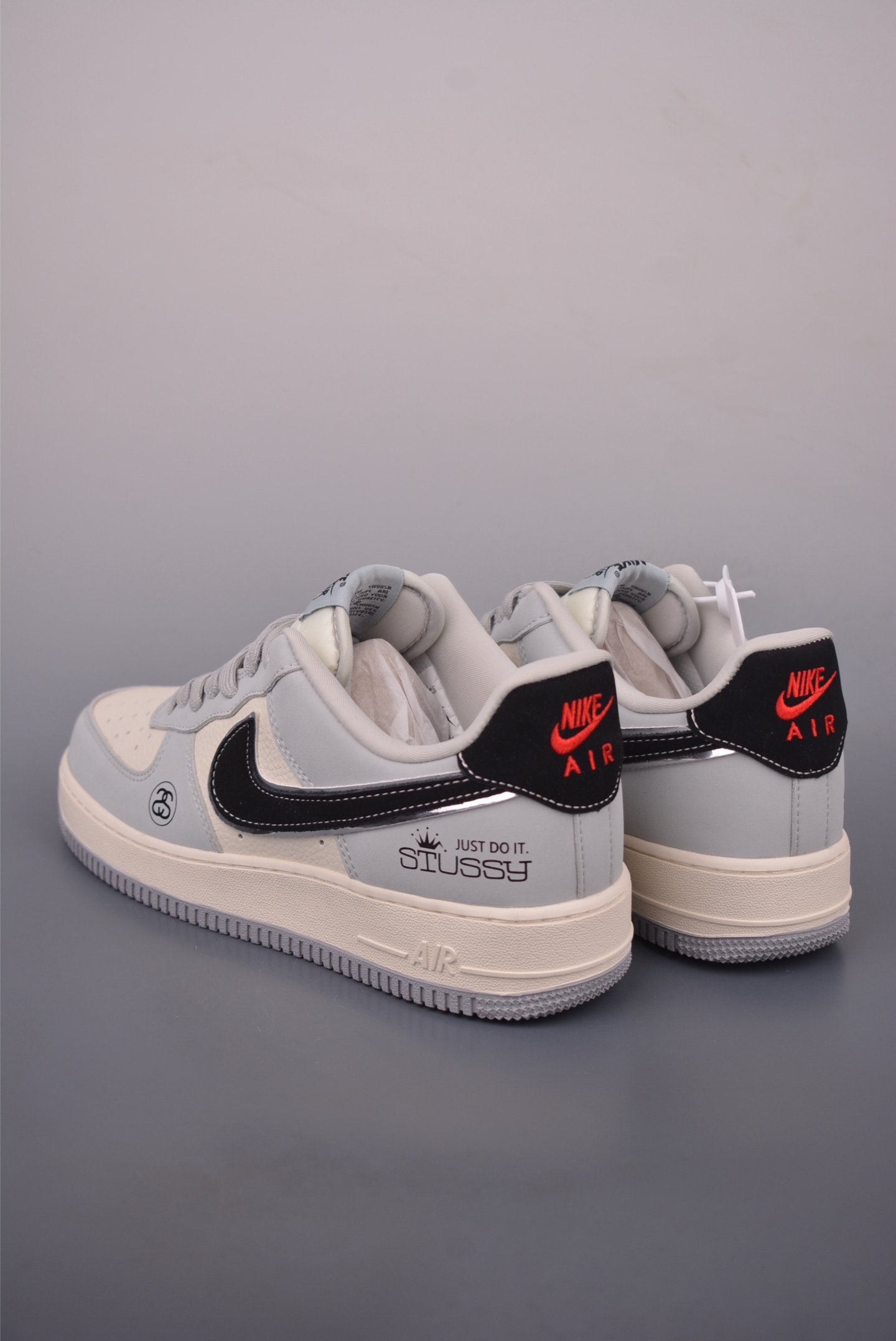 Nike Air Force 1 Low Stussy Collab - Original Version with Accessories 3 i1759991730994 7027 0 1