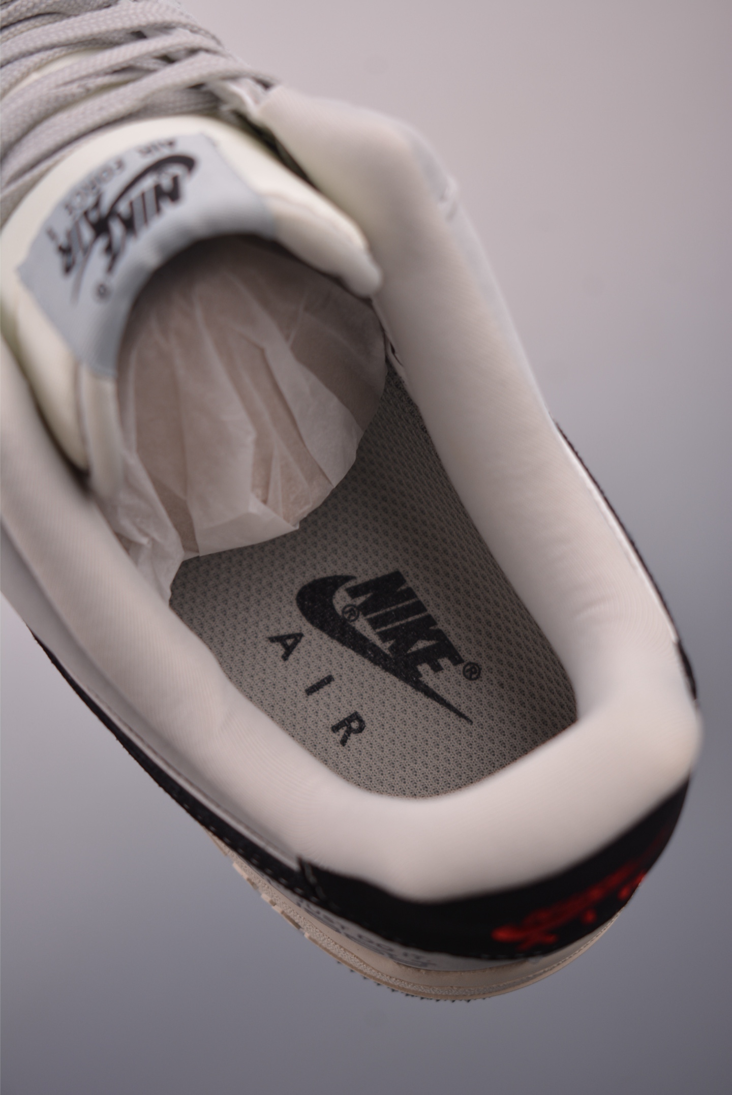 Nike Air Force 1 Low Stussy Collab - Original Version with Accessories 10 i1759991732709 394 0 8