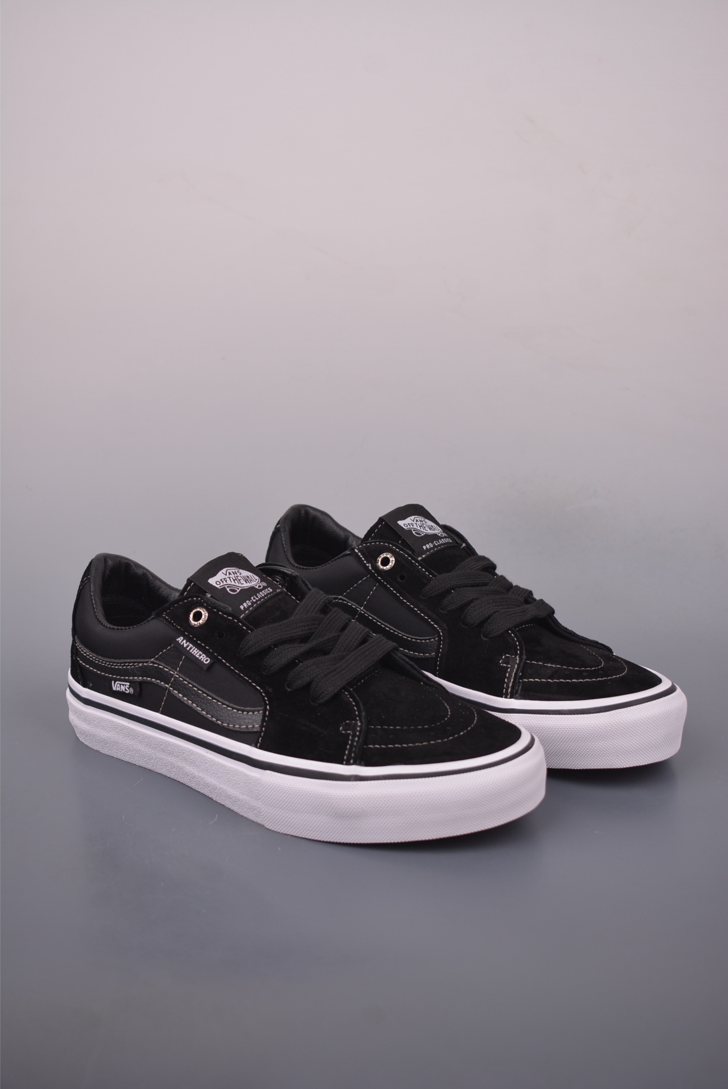 Vans Sk8-Low ANTHERO Retro Casual Vulcanized Canvas Sneakers - Black/White