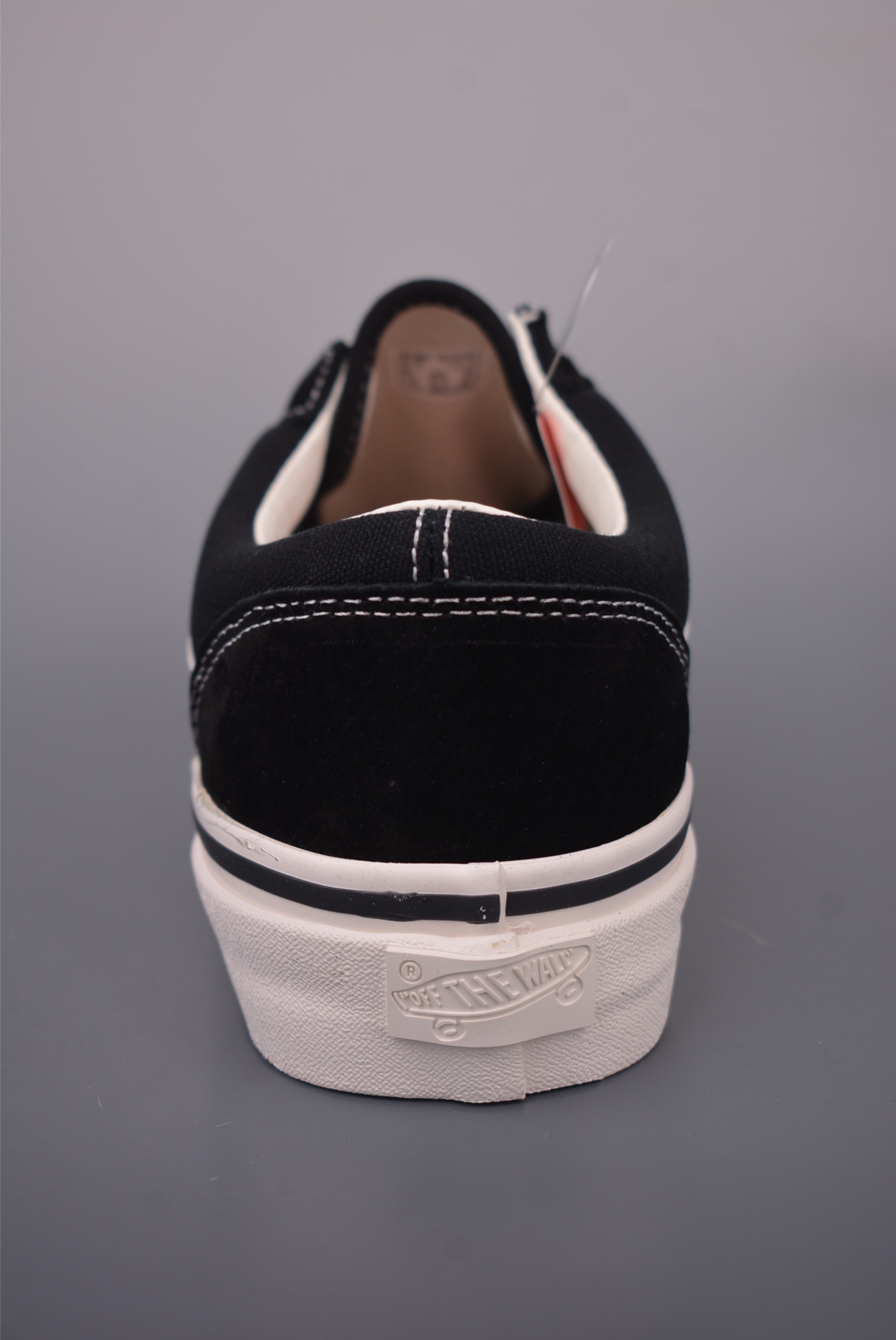 Vans Premium Old Skool 36: Black & White OG Retro Skate Shoes for Comfort 4 i1760004221915 1106 0 3