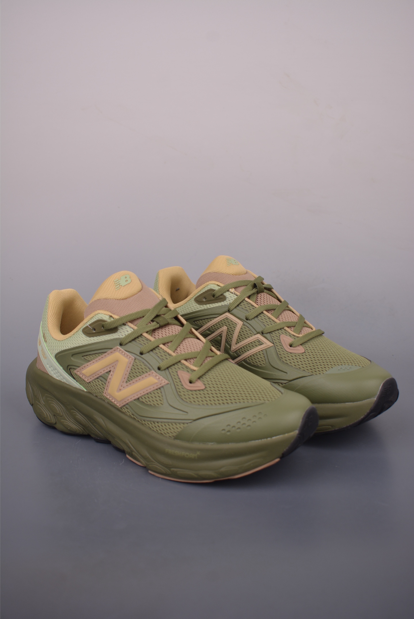 New Balance FuelCell SuperComp Trainer Running Shoes - Energy Arc Technology