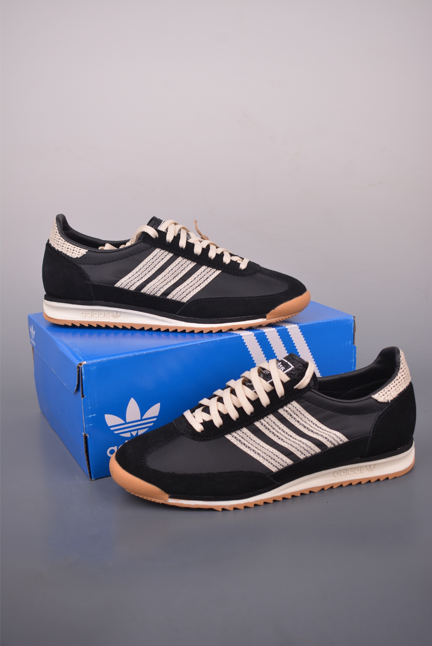 Adidas Originals SL 72 RS Lightweight Retro Running Shoes - Unisex Design 5 i1760004771634 9099 0 4