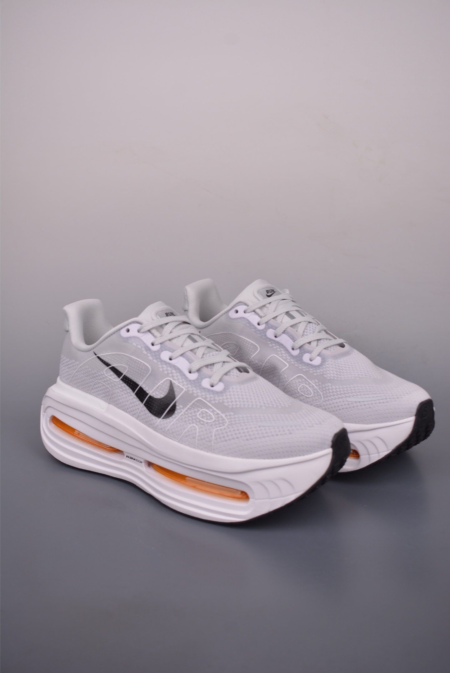 Nike Vomero Premium Air Cushion Running Shoes - Comfortable and Durable 2 i1760007802128 6499 0 0