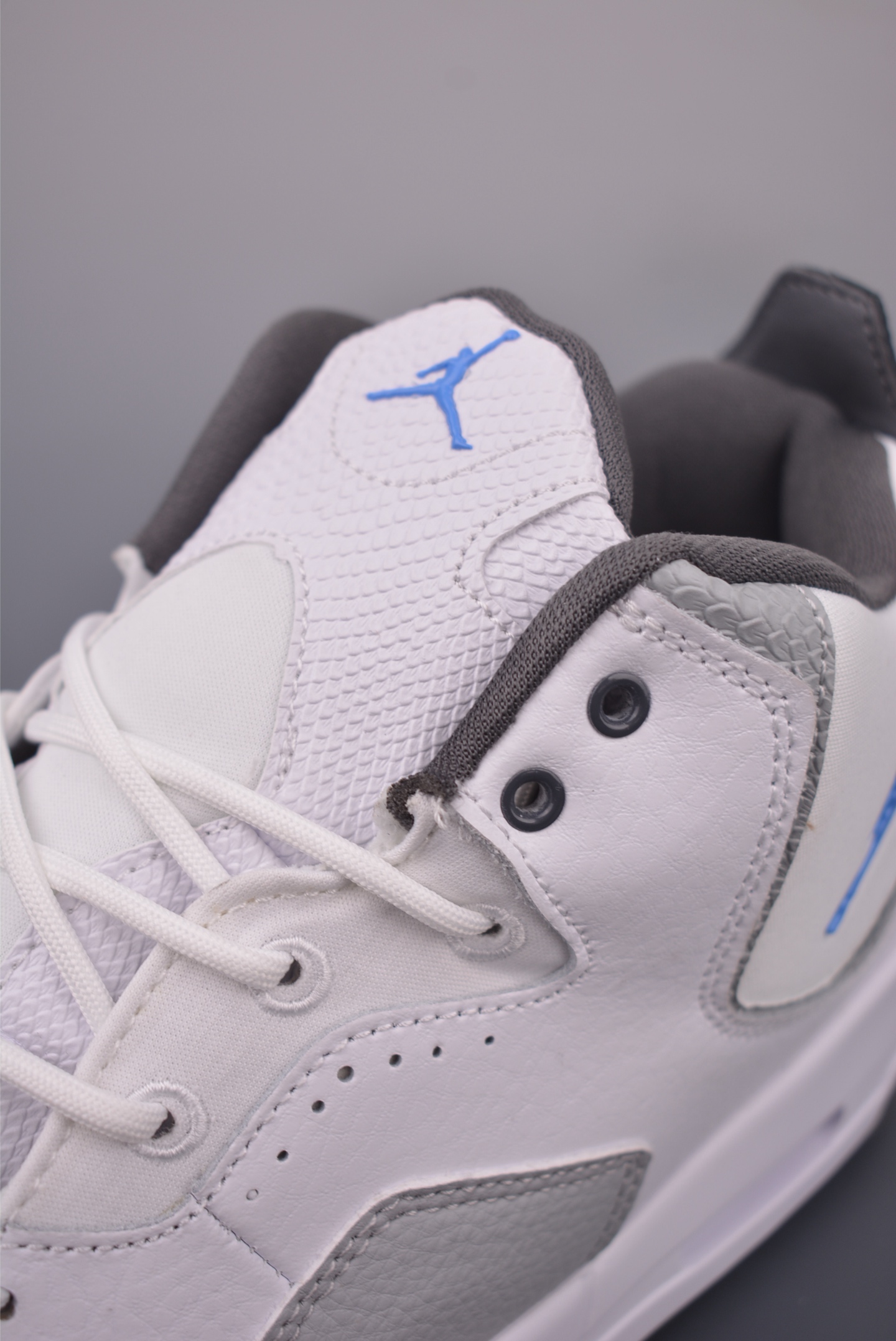Air Jordan Courtside 23 Sneakers - Premium Comfort and Classic Style 7 i1760007857090 998 0 6