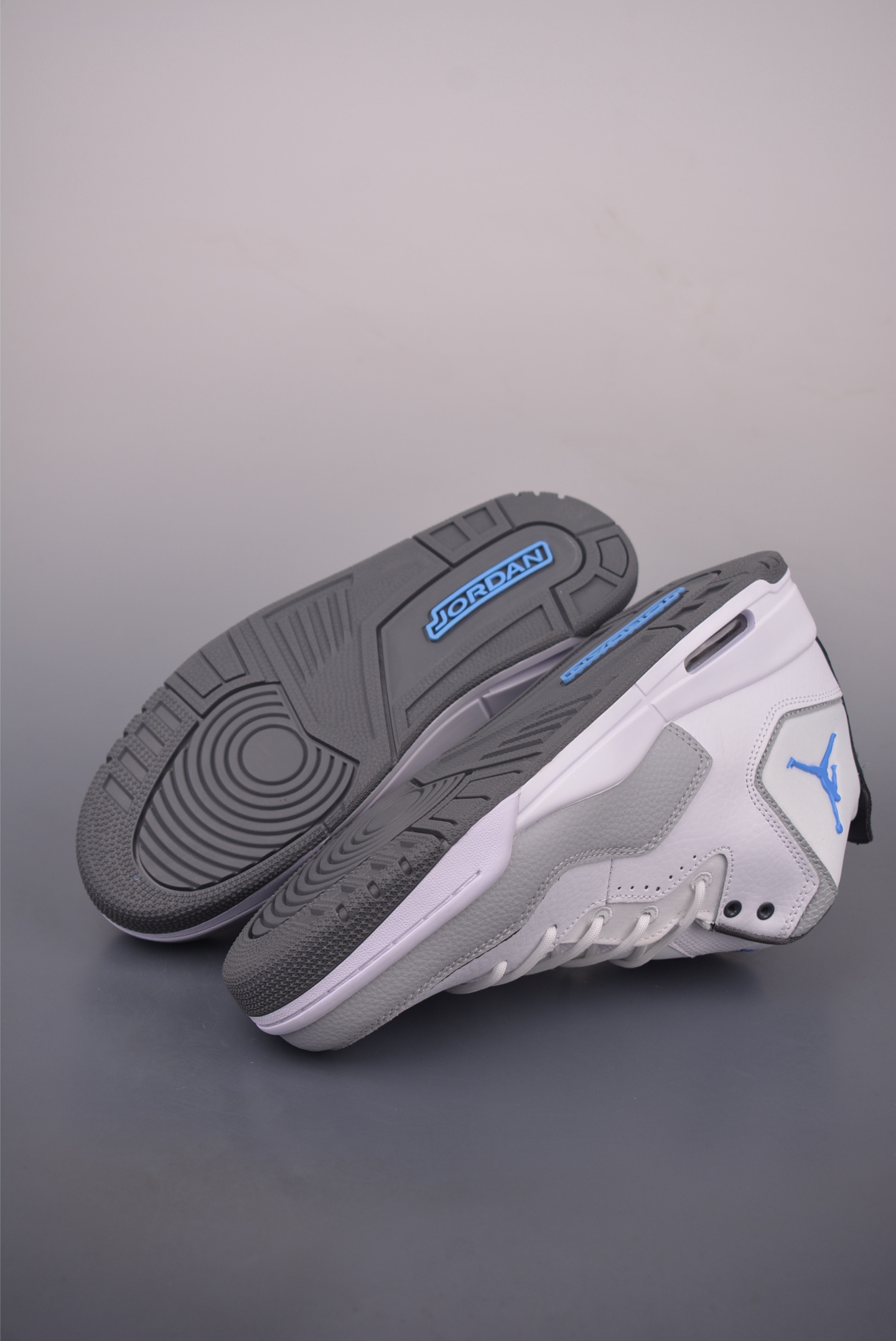 Air Jordan Courtside 23 Sneakers - Premium Comfort and Classic Style 3 i1760007857126 8473 0 2