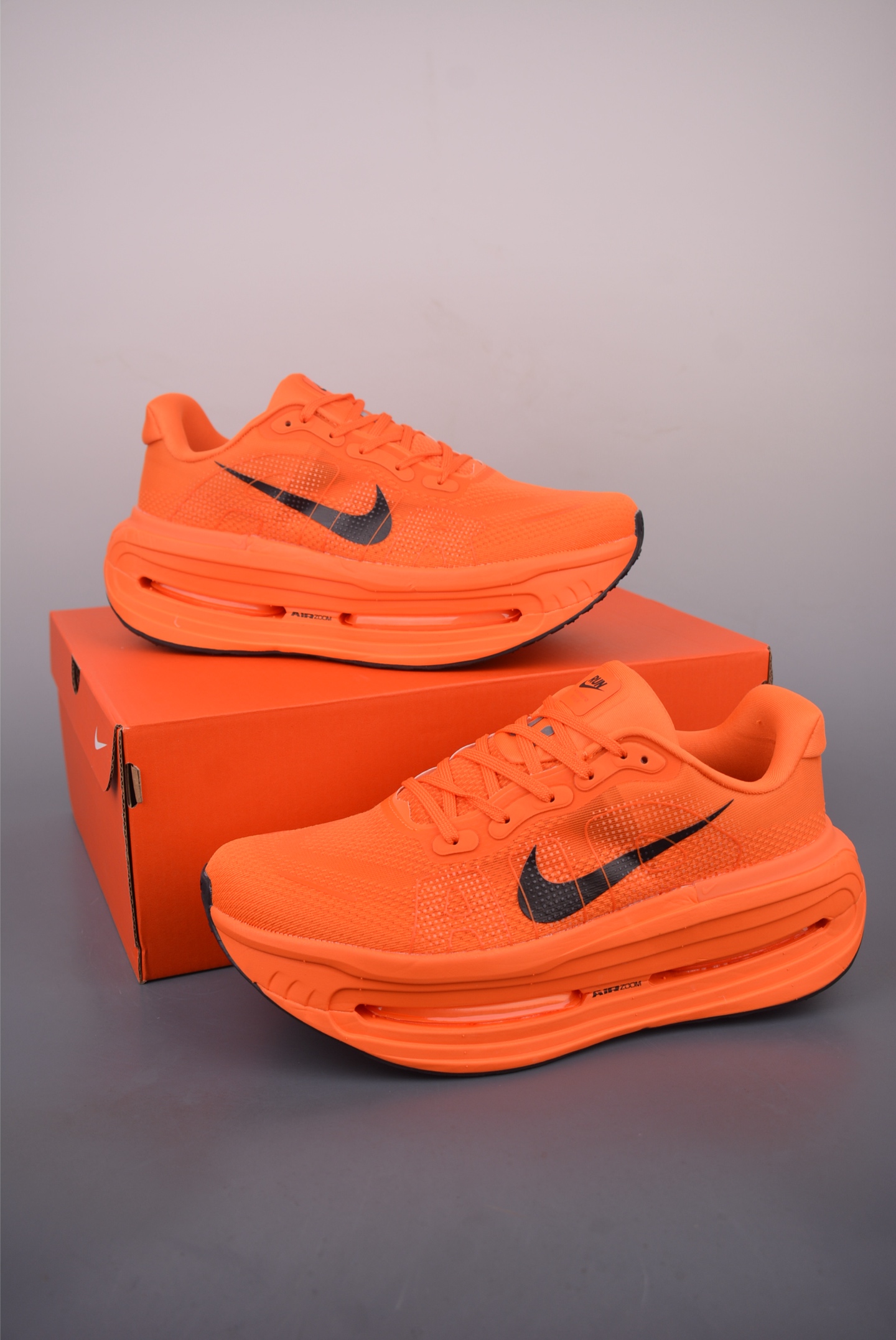 Nike Vomero Premium Air Cushion Running Shoes -Comfortable, Stylish & Durable 6 i1760053934220 272 0 4