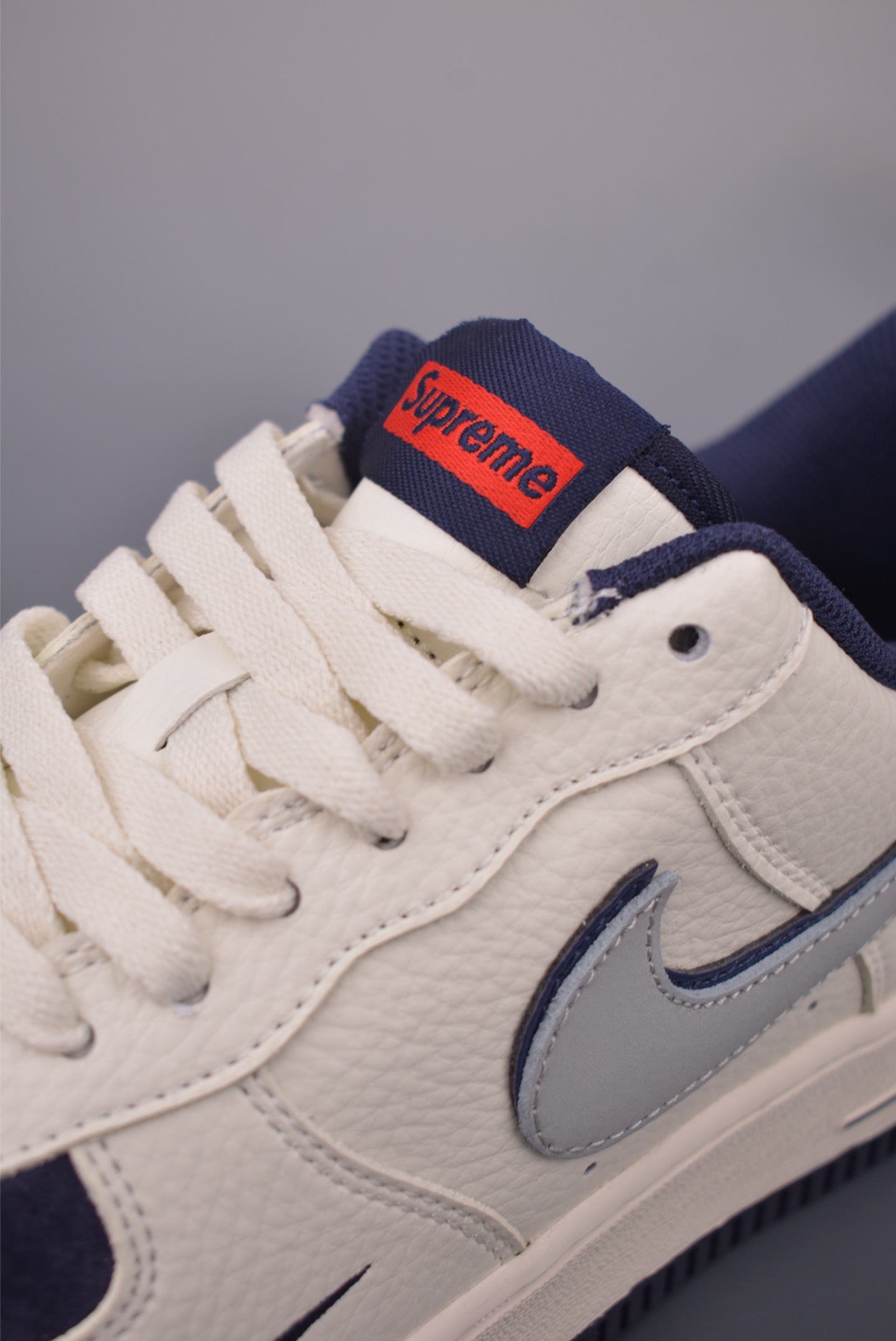 Nike Air Force 1 Low Supreme Collab Sneakers - Limited Edition 7 i1760055553819 8345 0 6
