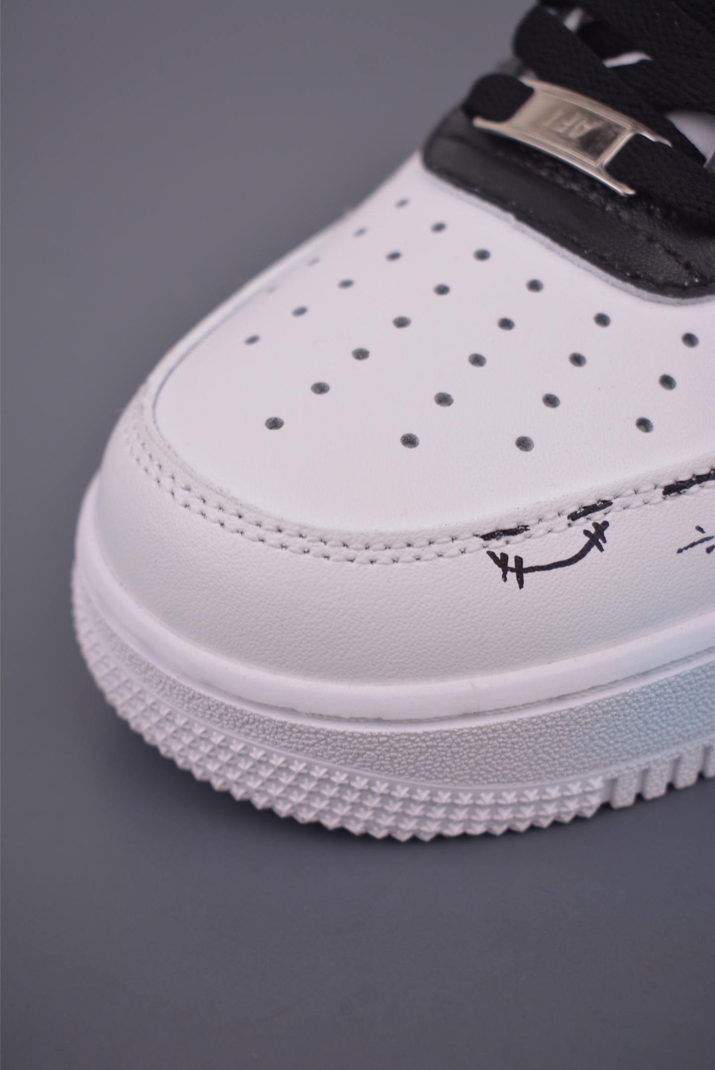 Nike Air Force 1 Low Custom Graffiti Sneakers - Original Edition 7 i1760056221679 6328 0 5