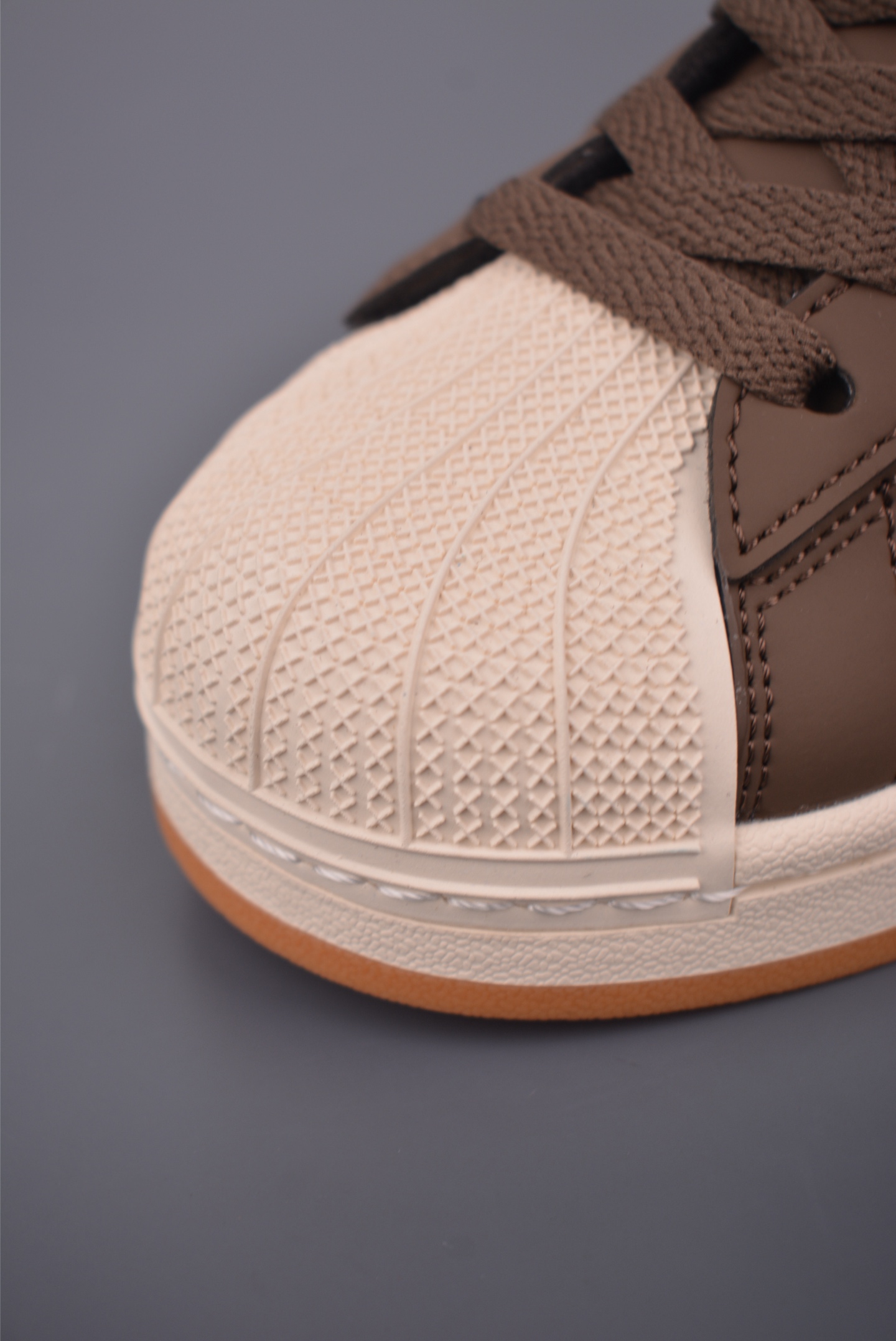 140 Adidas Originals Superstar 2025全新版本贝壳头 JP8167