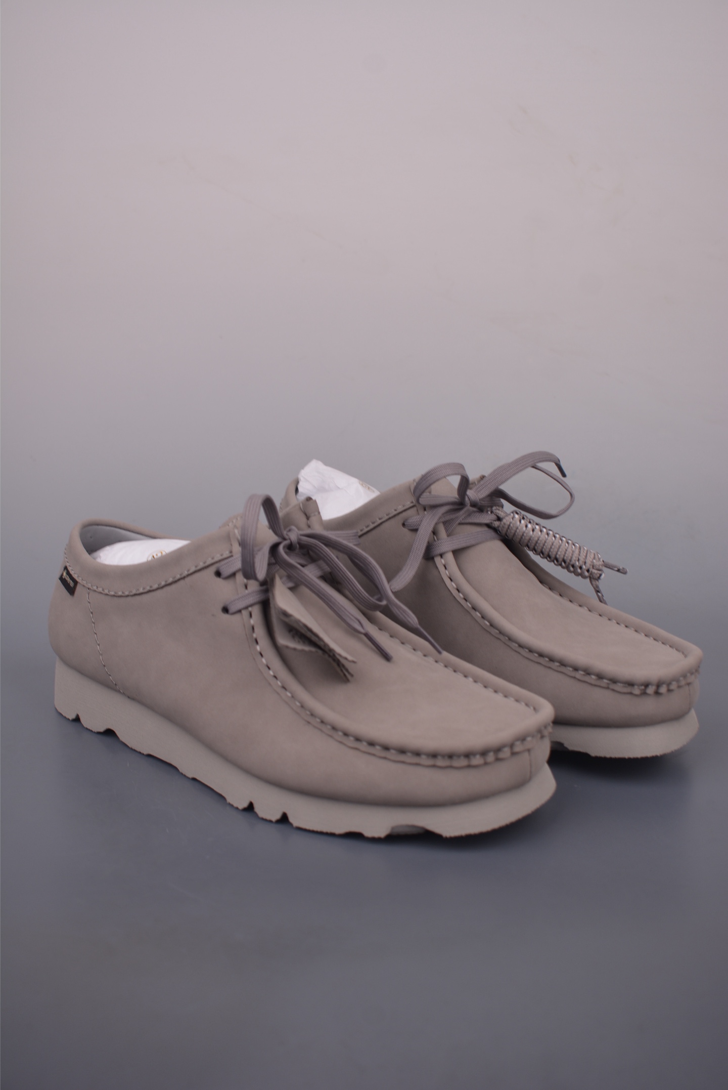 Clarks Originals Wallabee: Retro Comfort, Unisex Style - New Season Fashion