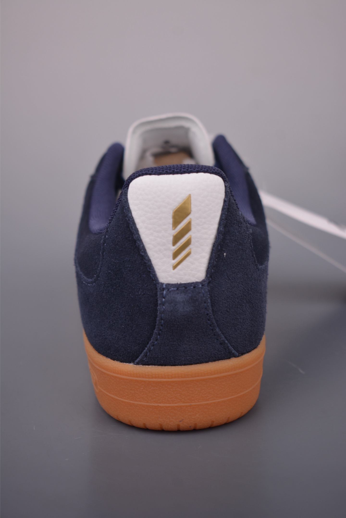 Descente EDGE COURT Retro Sneakers - Stylish, Comfortable, and Versatile 5 i1760131664372 6546 0 3