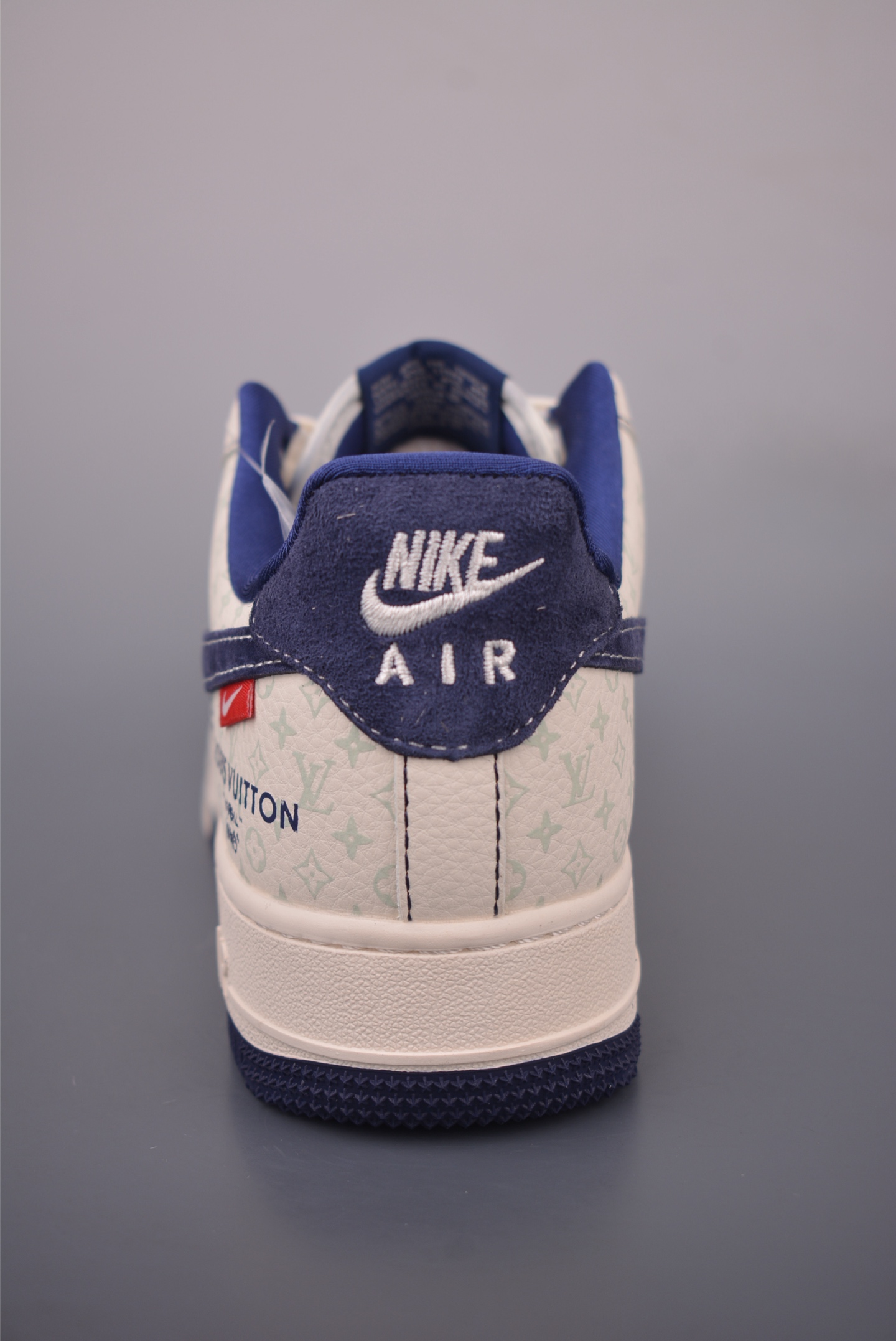 Nike Air Force 1 Low Louis Vuitton Sneakers Authentic Version 5 i1760132275984 7556 0 3