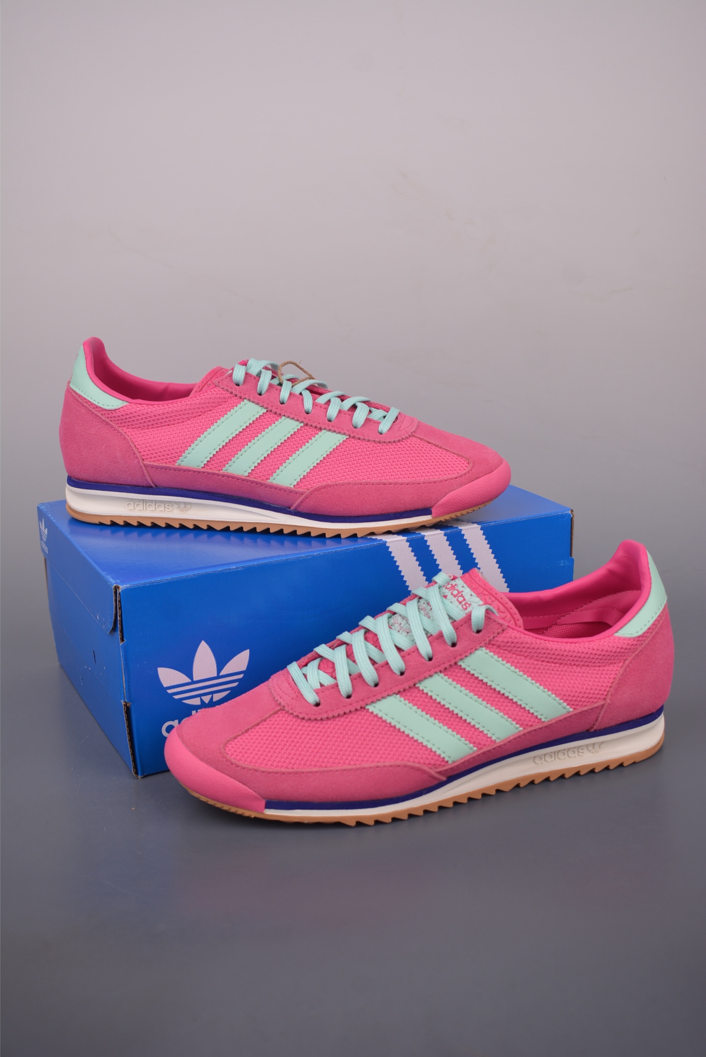 Adidas Originals SL 72RS: Lightweight, Breathable Retro Running Shoes 6 i1760134414105 1716 0 4