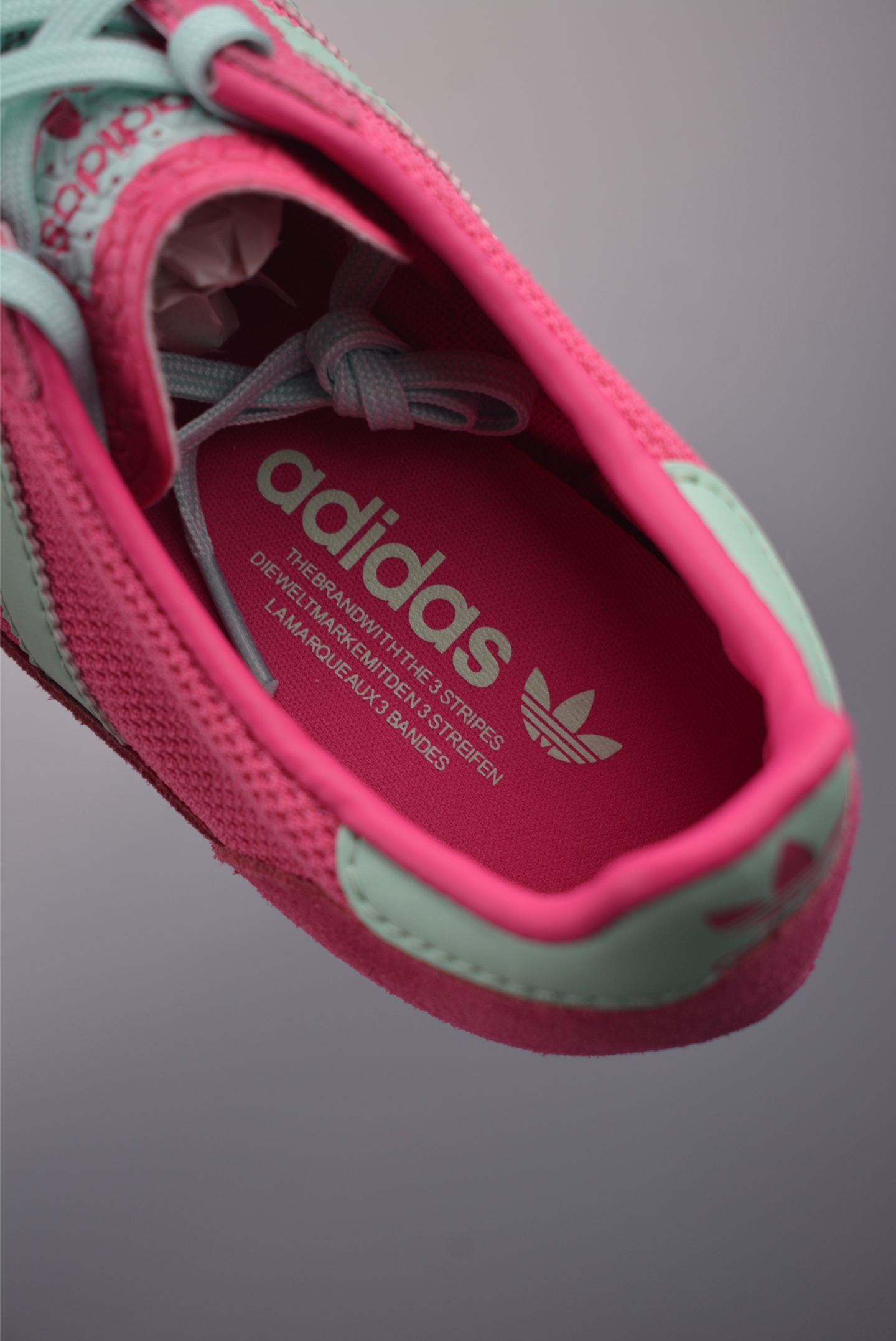 Adidas Originals SL 72RS: Lightweight, Breathable Retro Running Shoes 10 i1760134421138 7632 0 8
