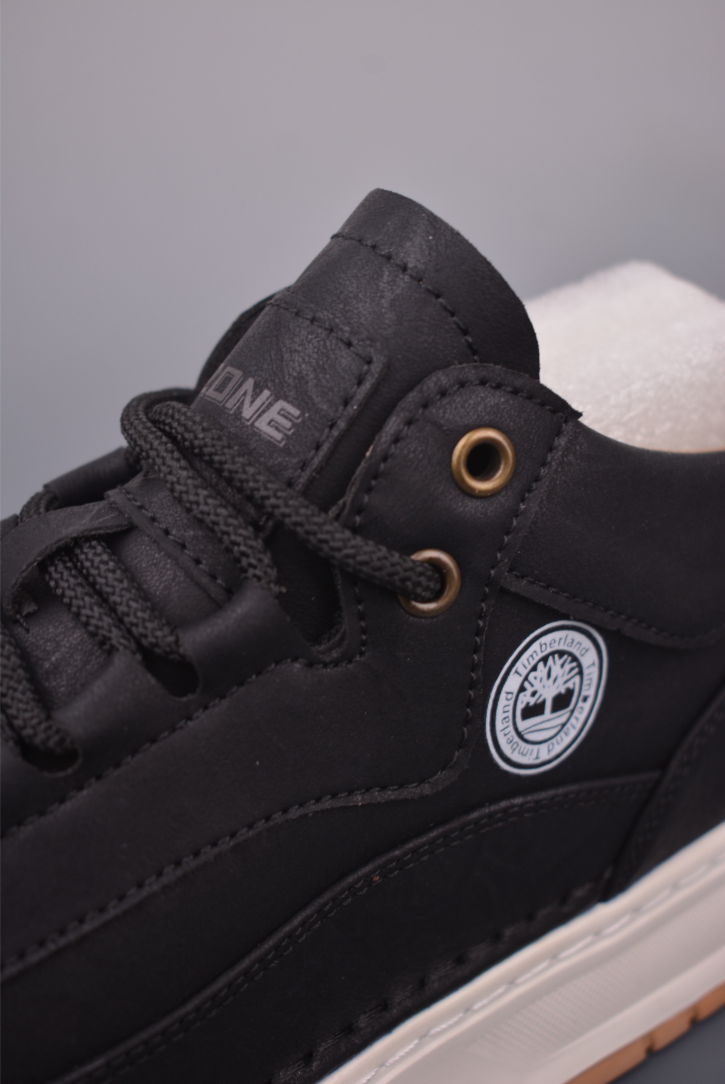 Timberland Classic Mid-Top Leather Boots - Durable, Stylish & Comfortable 7 i1760136922672 4873 0 7