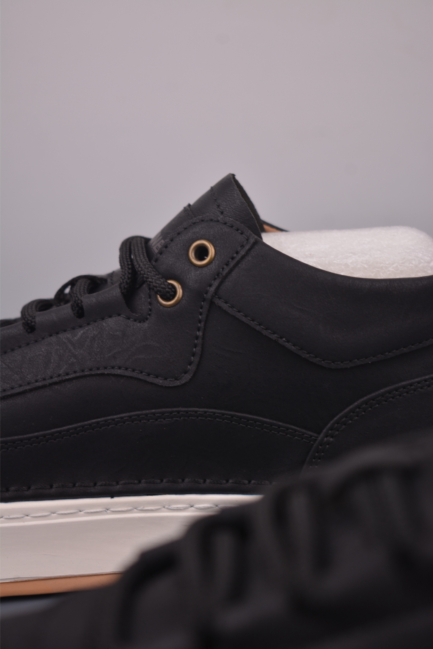 Timberland Classic Mid-Top Leather Boots - Durable, Stylish & Comfortable 8 i1760136925023 7970 0 8
