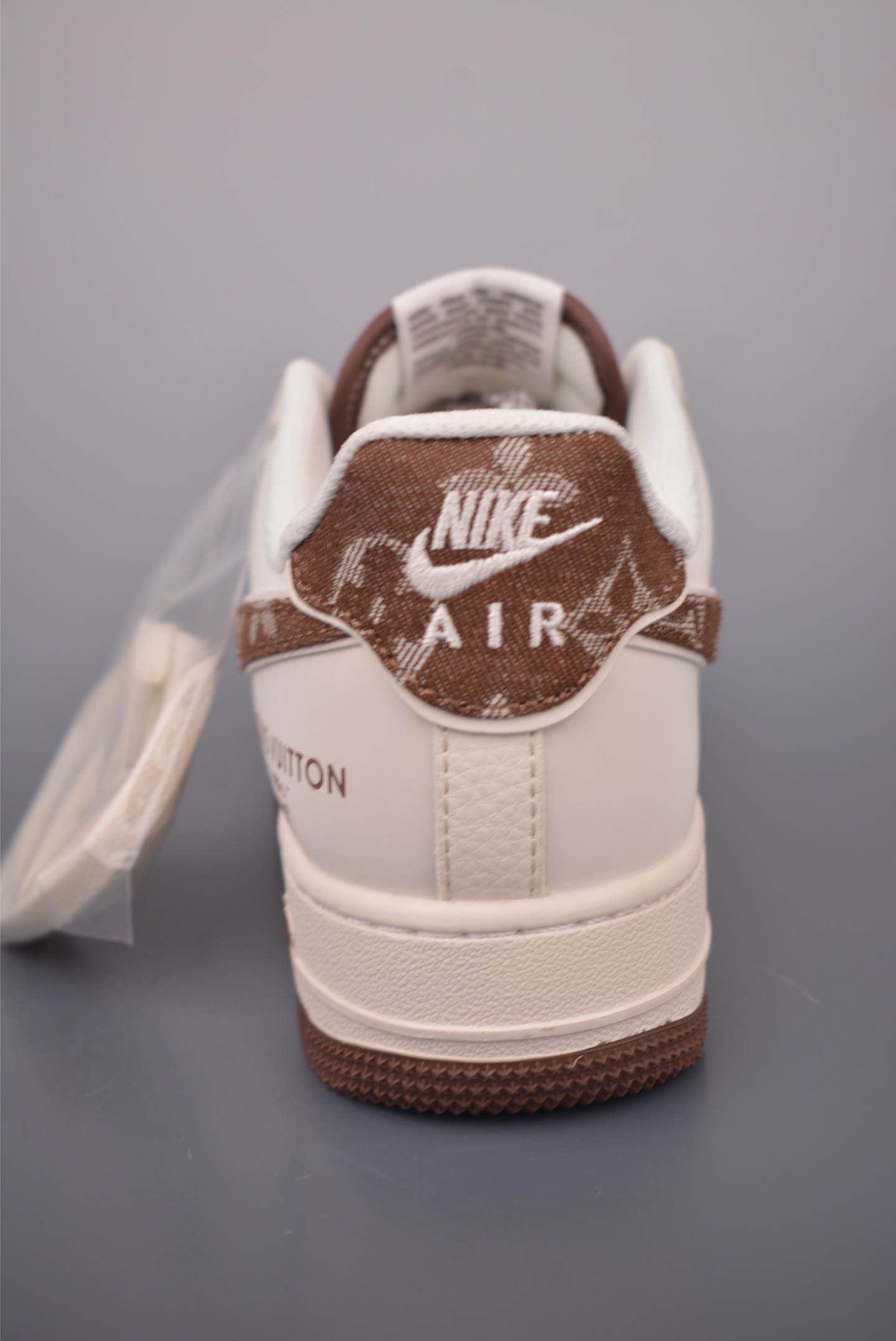 Nike Air Force 1 Low Louis Vuitton Collab Sneakers - Limited Edition 4 i1760216291311 1446 0 3