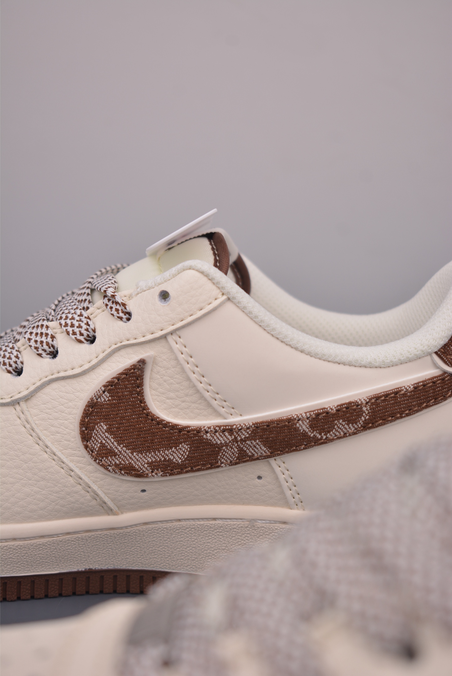 Nike Air Force 1 Low Louis Vuitton Collab Sneakers - Limited Edition 8 i1760216291354 2204 0 7