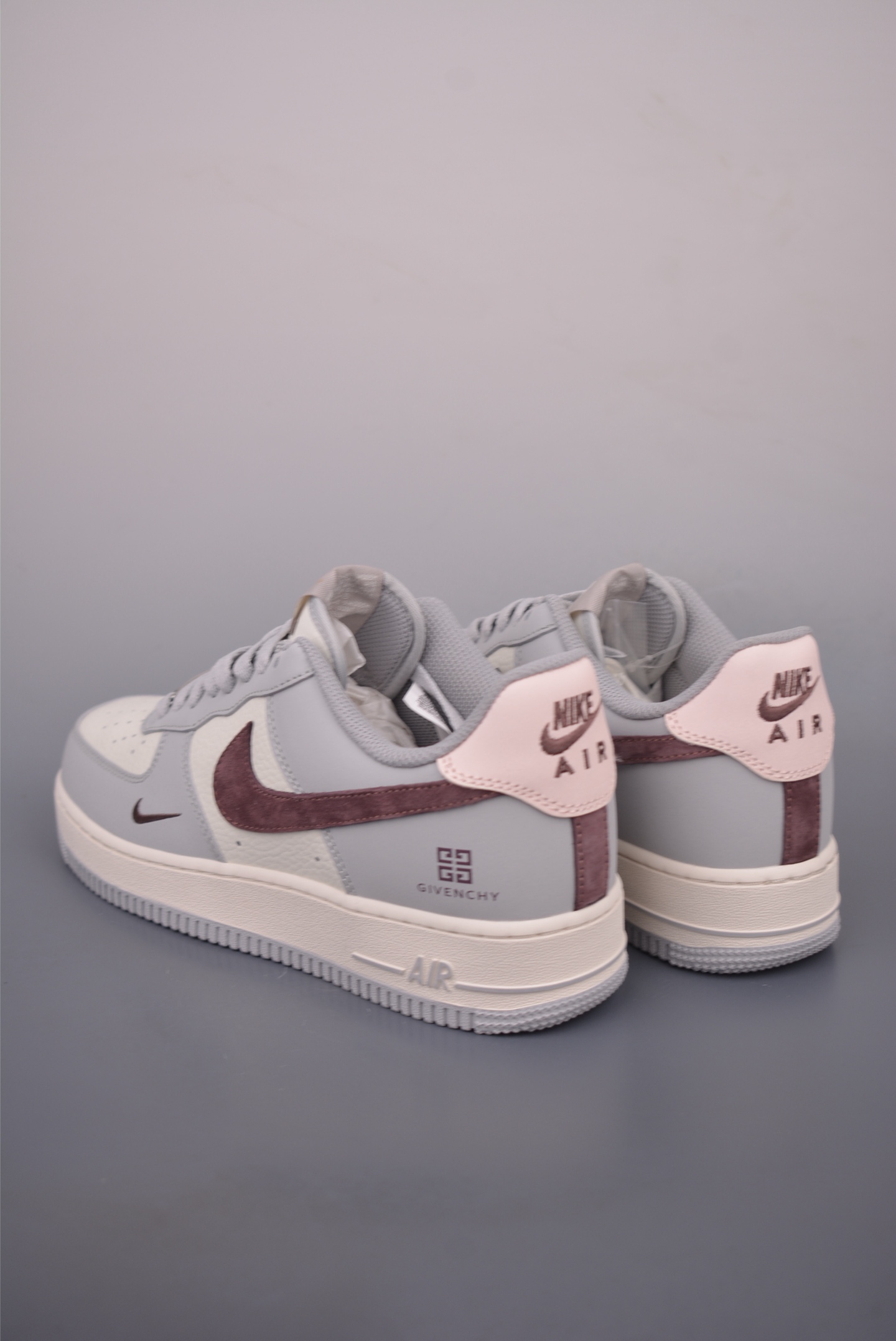 Nike Air Force 1 Low "Zodiac" Grey/White Sneakers - Limited Edition 3 i1760217929311 6972 0 1