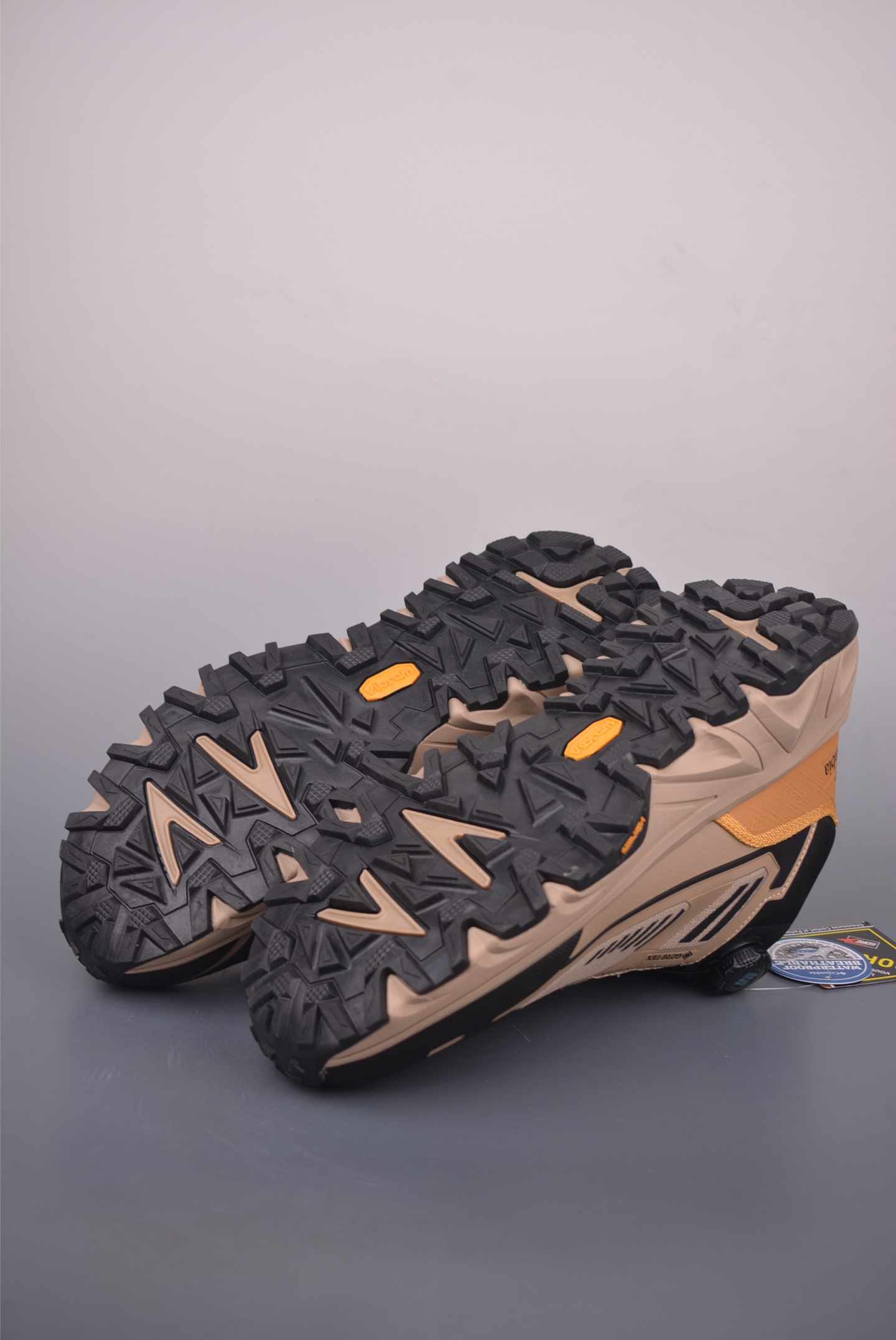 Columbia Men's Waterproof Breathable Hiking Shoes - Durable Vibram Outsole 4 i1760223672560 7377 0 2
