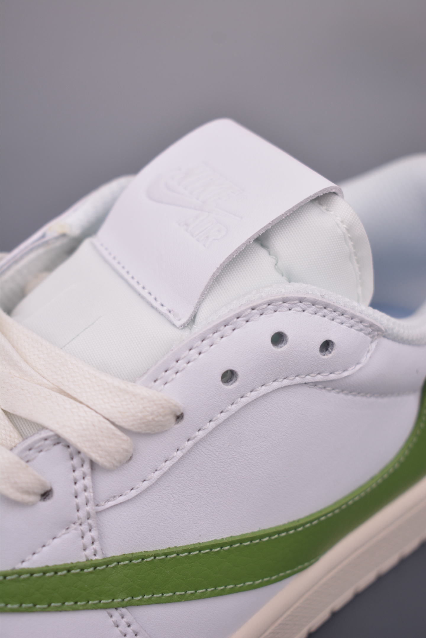 Fragment Travis Scott x Air Jordan 1 Low Collab Sneakers - Classic Style 8 i1760224693490 4279 0 6