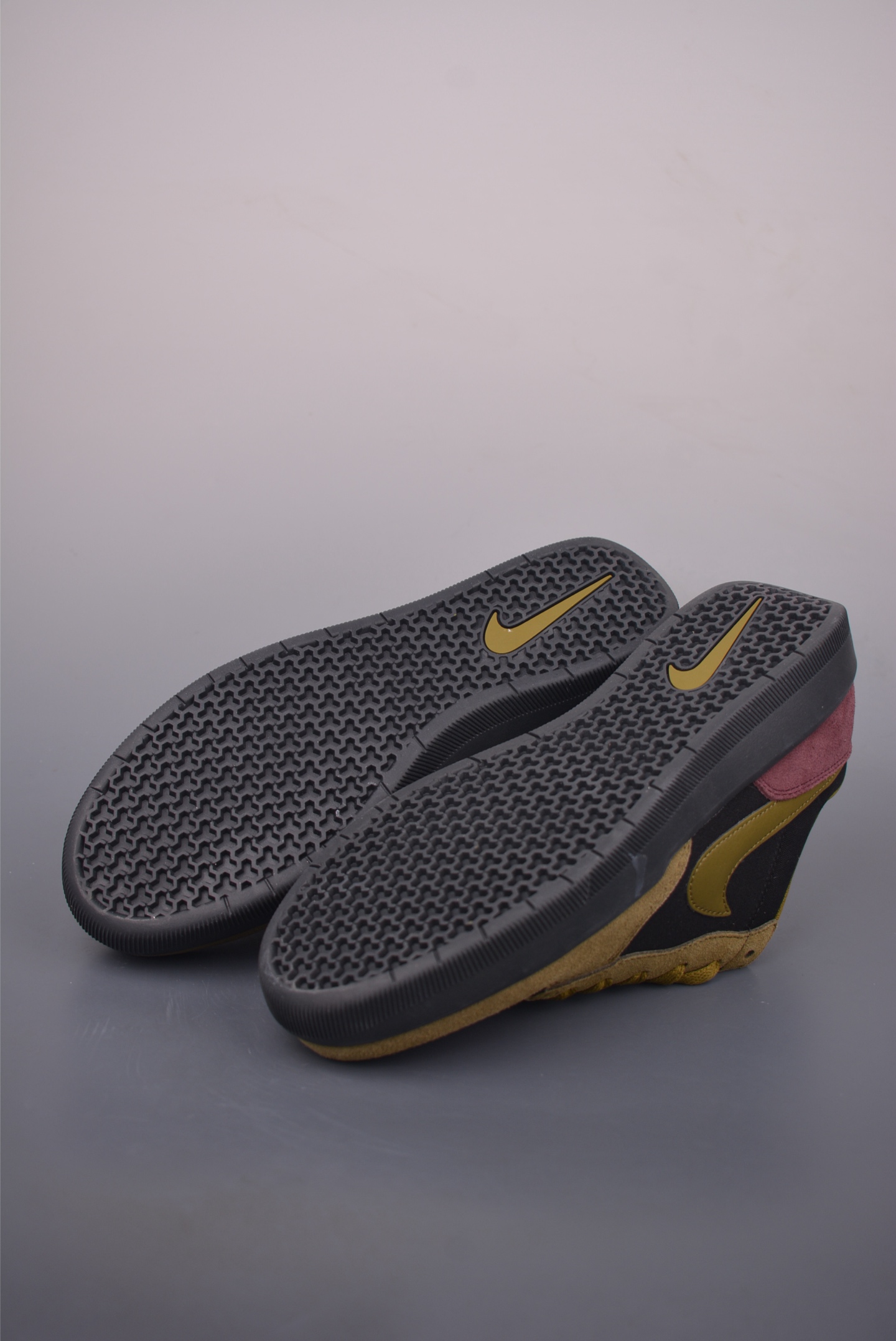 耐克Nike SB Force 58 硫化杯底 传统篮球风格 DV5477-008