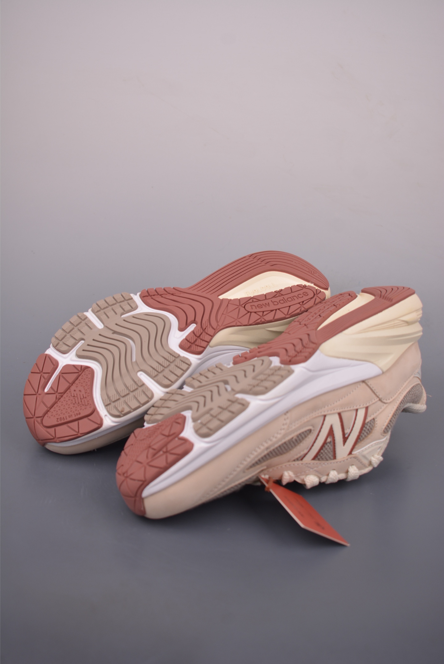 New Balance 990 Classic Retro Running Shoes - Stylish Comfort & Durability 3 i1760226161337 3964 0 2