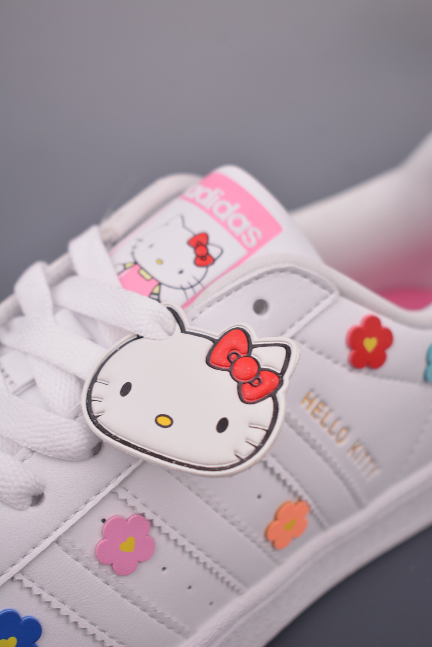 Adidas Originals Superstar Hello Kitty Edition Classic White Sneakers 8 i1760226325378 3727 0 6