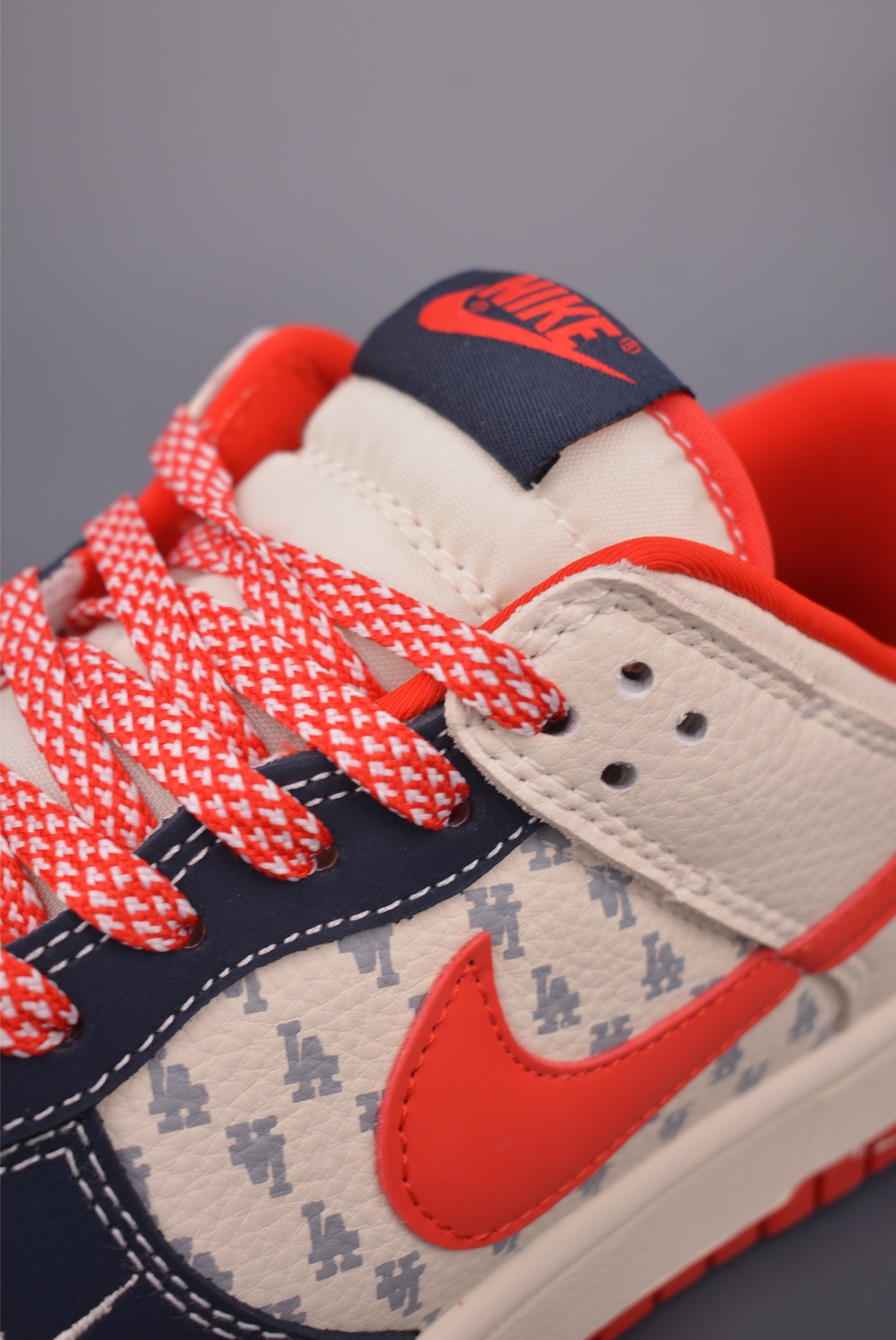 Nike SB Dunk Low MLB Sneakers - Premium Quality & Unique Design 8 i1760226649693 7132 0 6