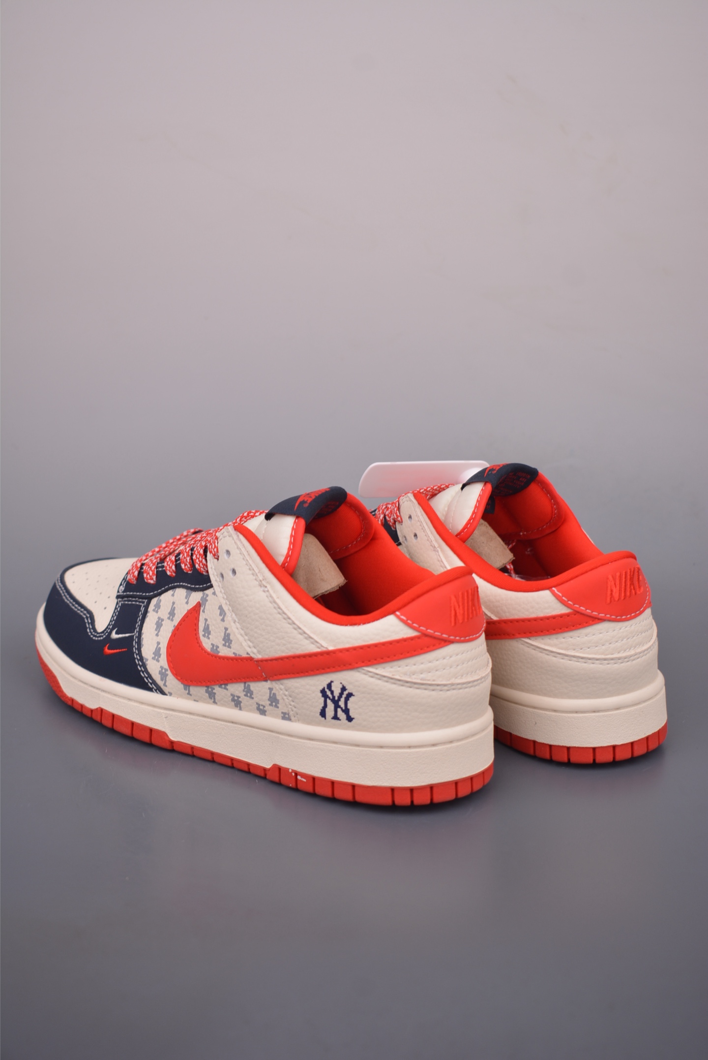 Nike SB Dunk Low MLB Sneakers - Premium Quality & Unique Design 3 i1760226652022 1898 0 1
