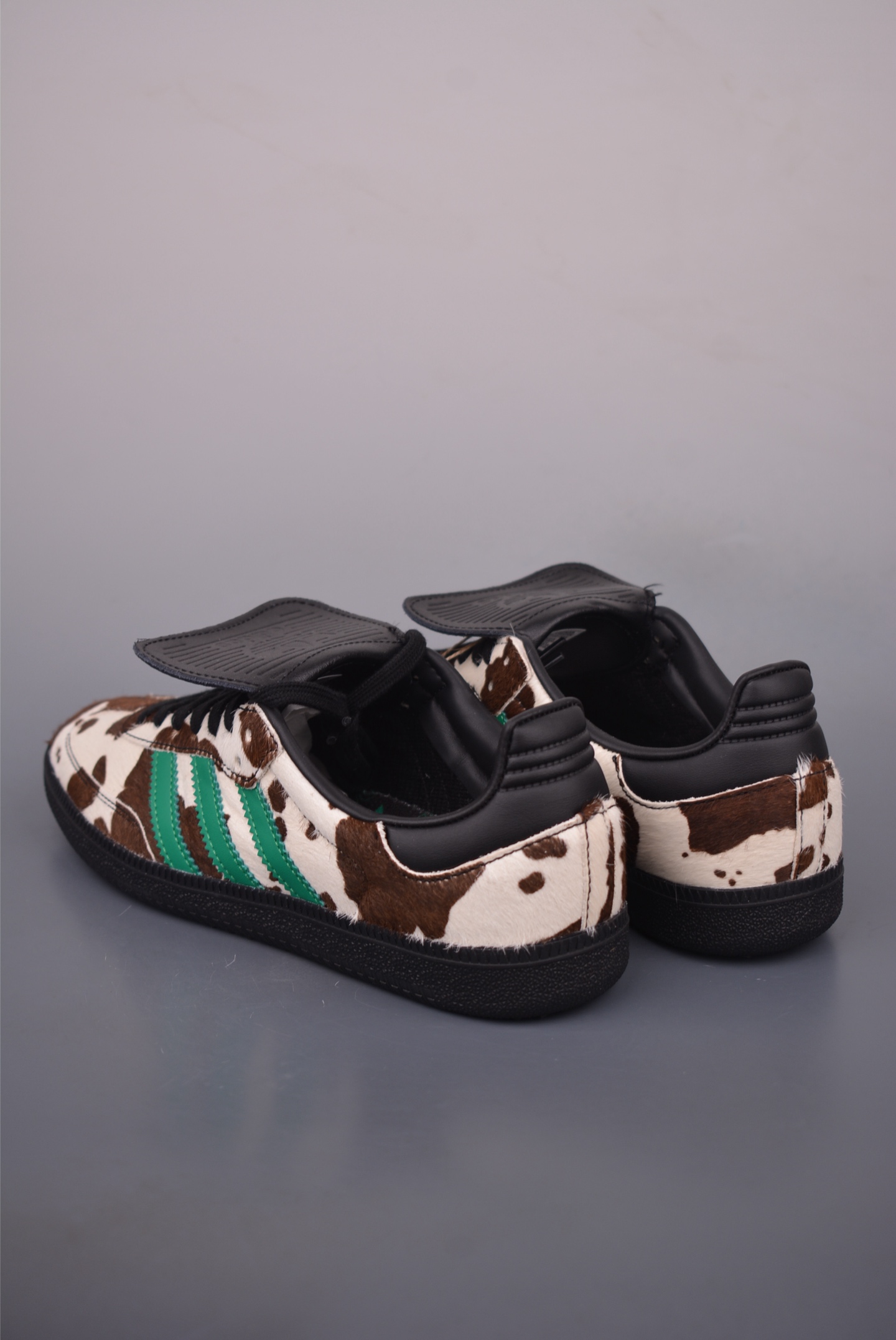 Adidas Samba OG Retro Sneakers - Cow Print, Classic Style, Comfortable Fit 3 i1760312359984 6844 0 1