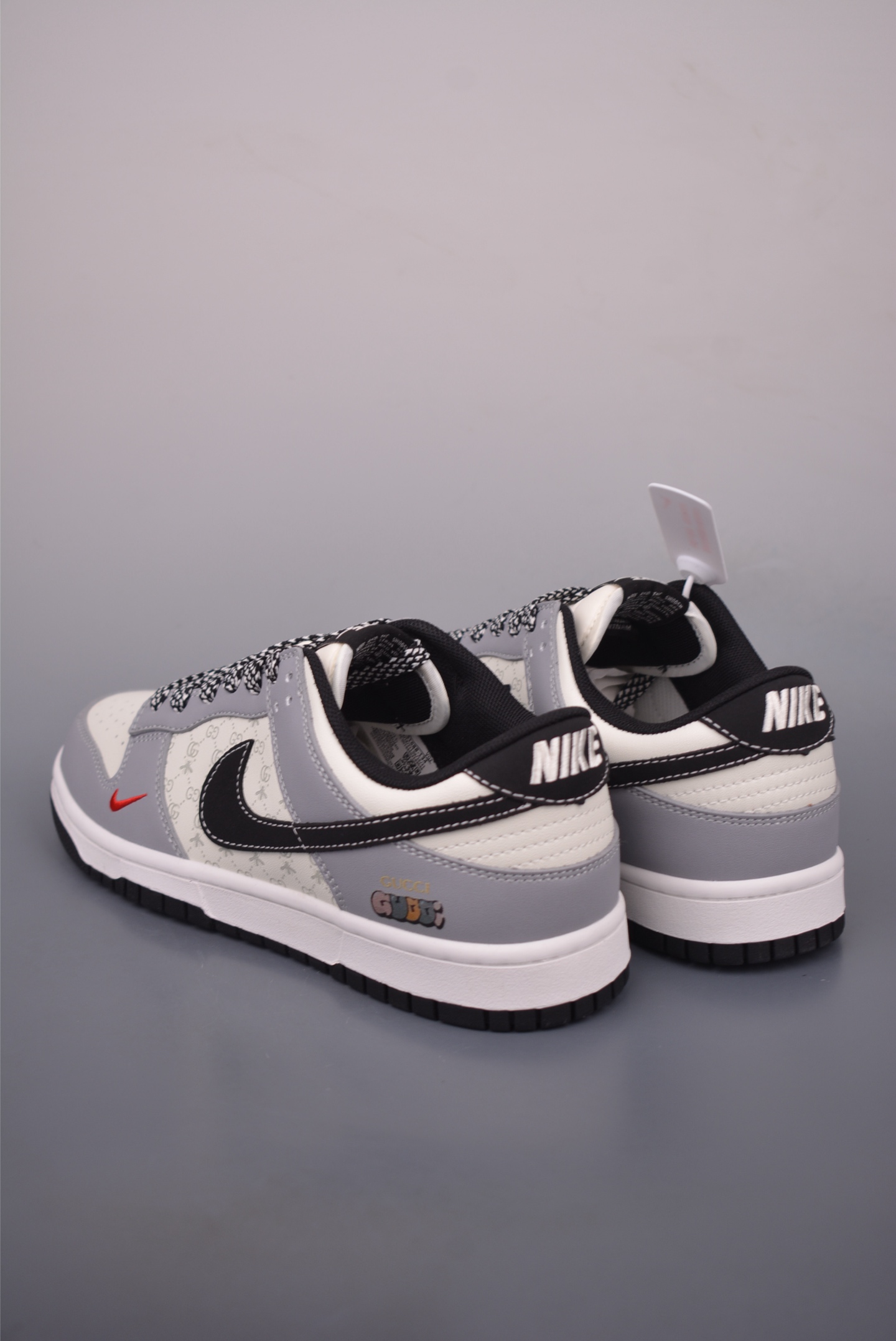 Nike SB Dunk Low Gucci Sneakers Premium Quality, Comfortable & Stylish 2 i1760314800078 1020 0 1