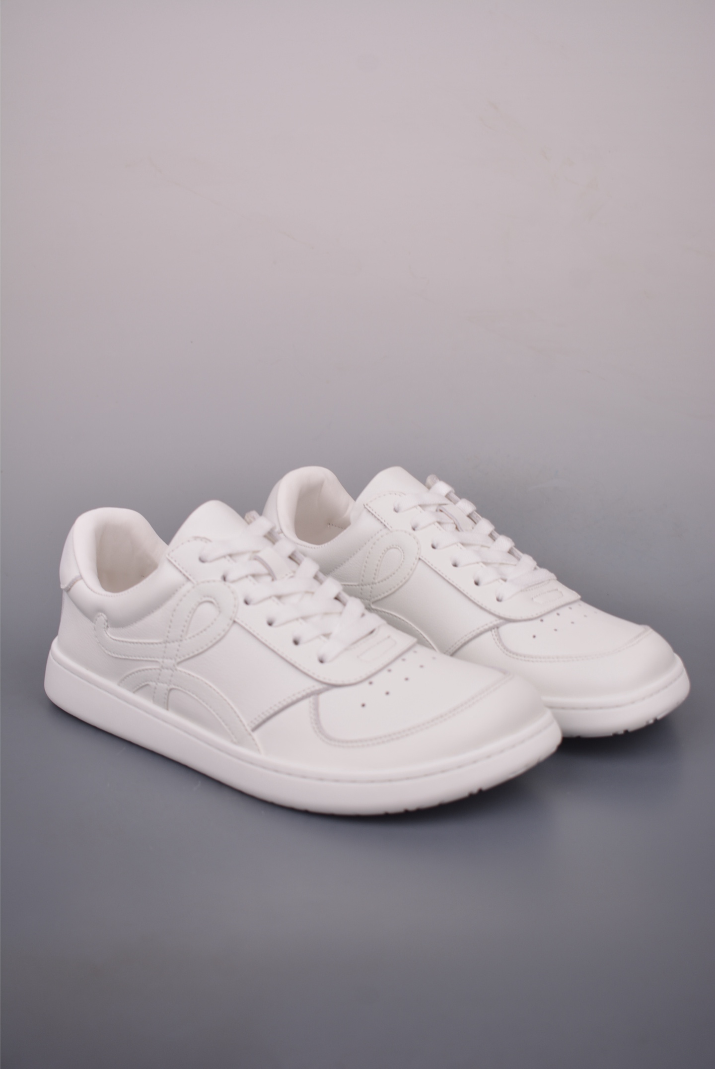 Loewe Jambo Leather Lace-Up Sneakers, Round Toe, Low Profile - White