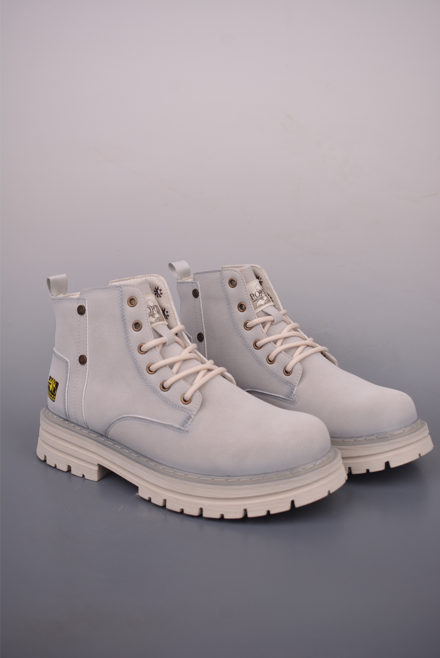 CAT Men's PWC441002731 Leather Ankle Boots, Breathable and Durable